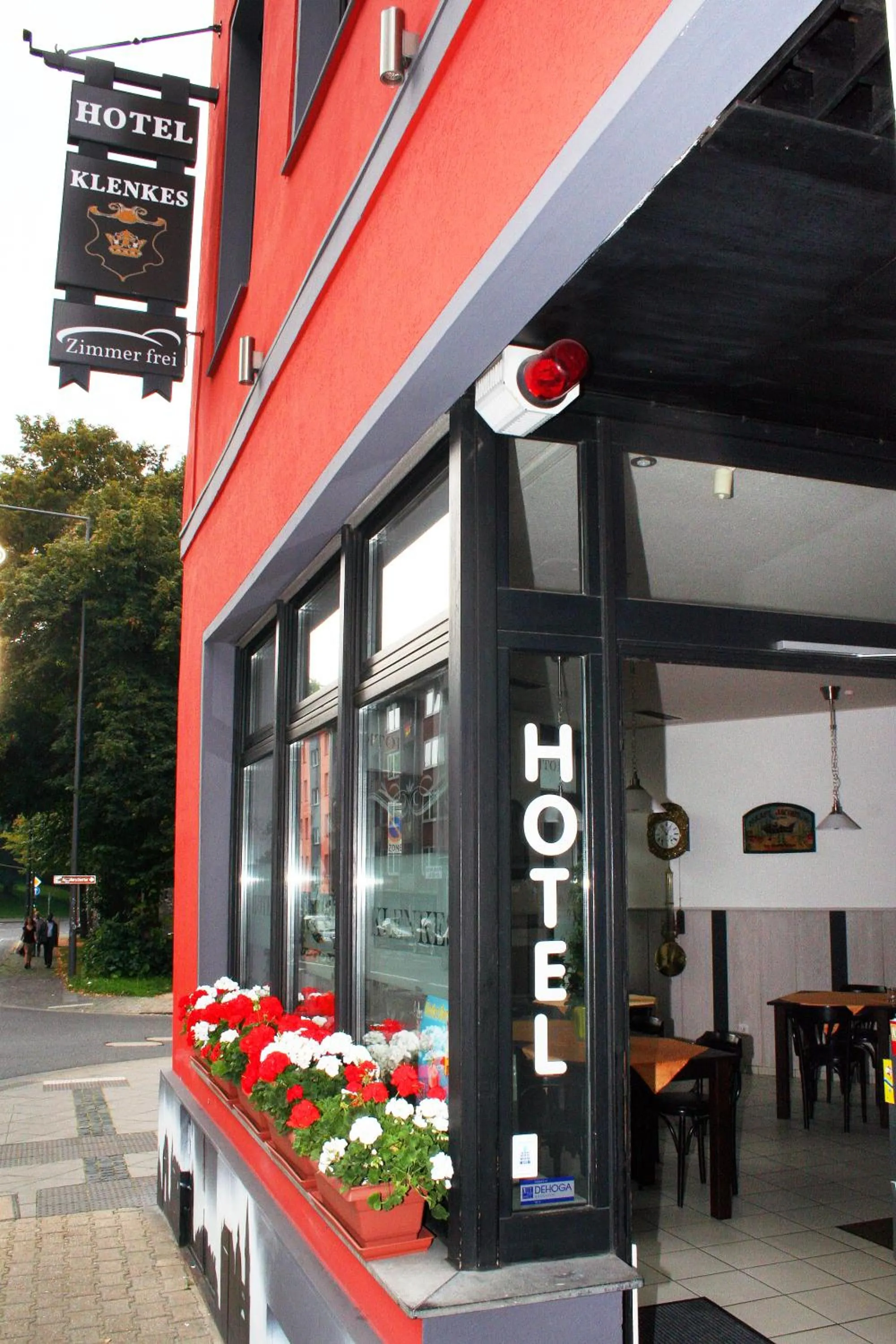 Facade/entrance in Hotel Klenkes am Bahnhof
