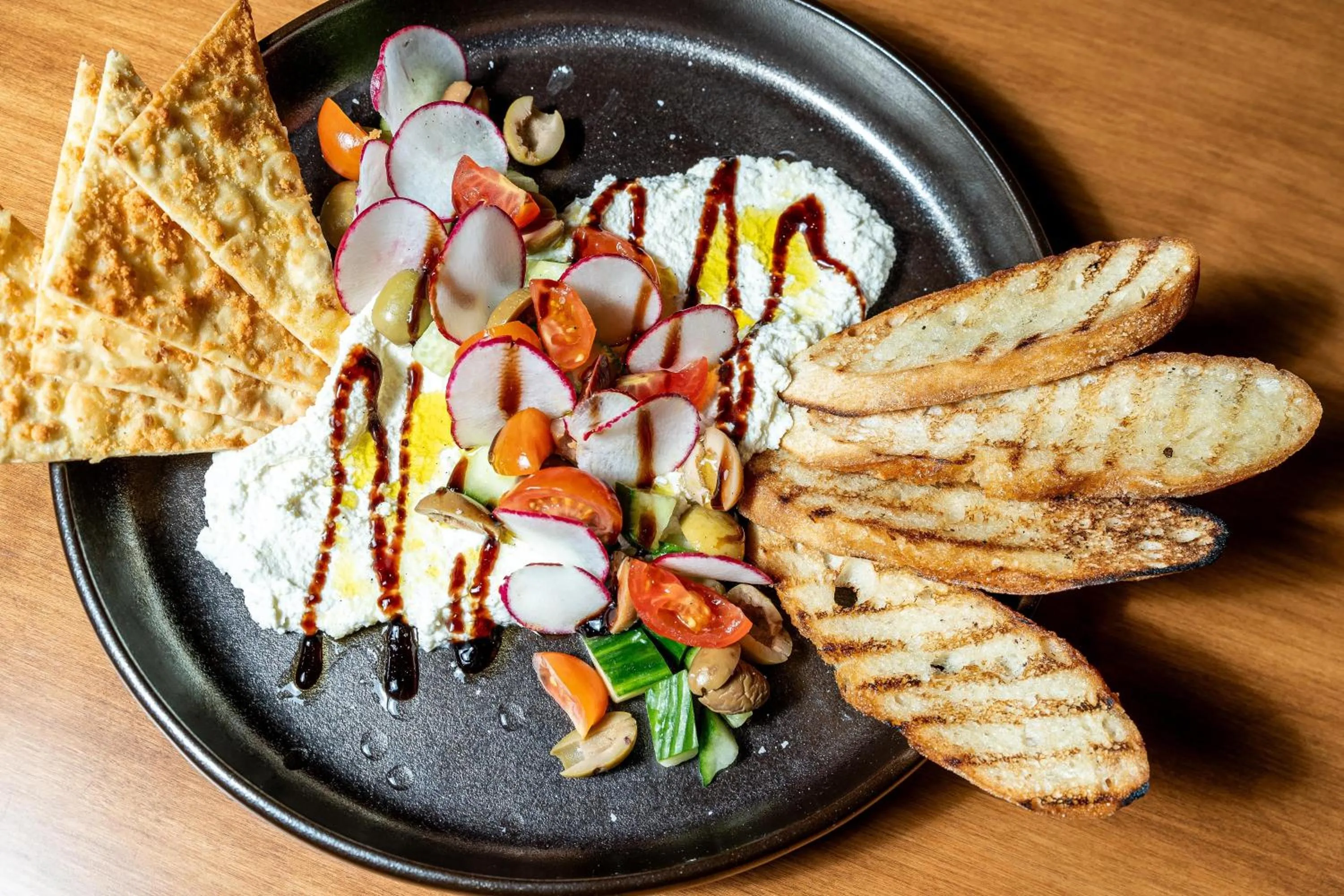 Restaurant/places to eat in Thompson Chicago, by Hyatt