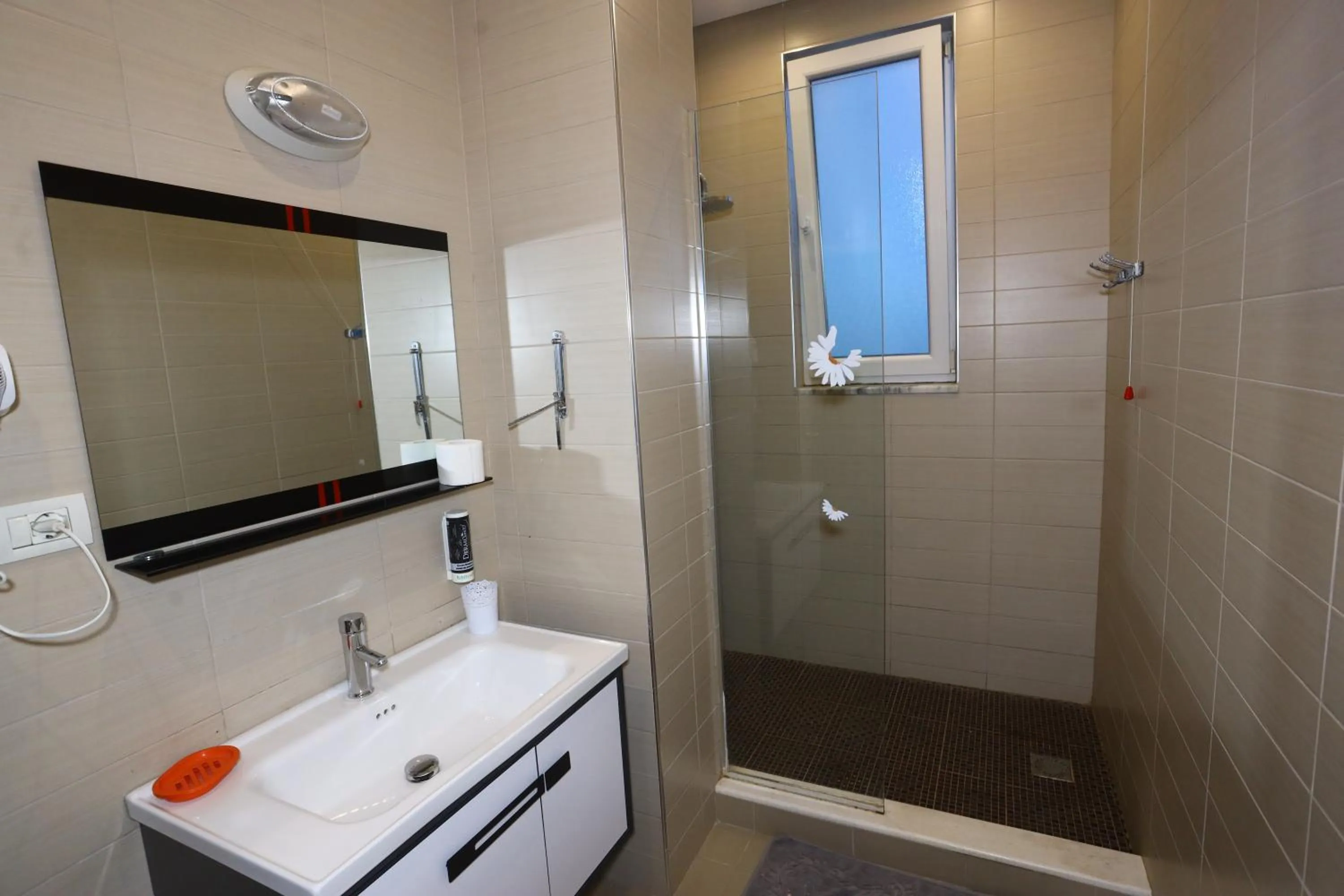 Toilet in Hotel Kamomil