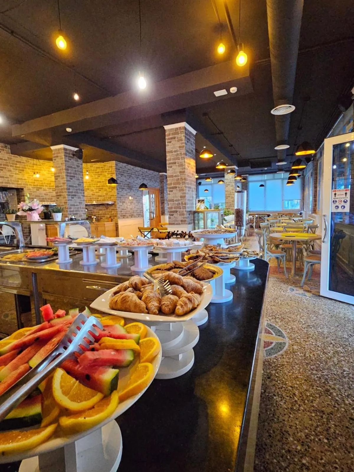 Breakfast in Hotel Kamomil