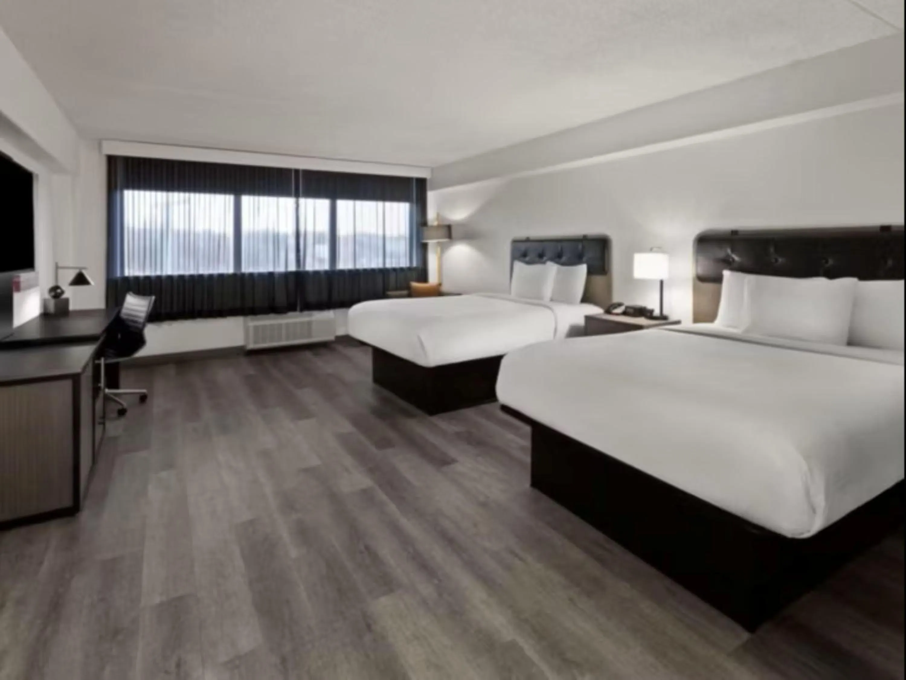 Photo of the whole room, Bed in Holiday Inn Express & Suites Washington DC - NoMA by IHG