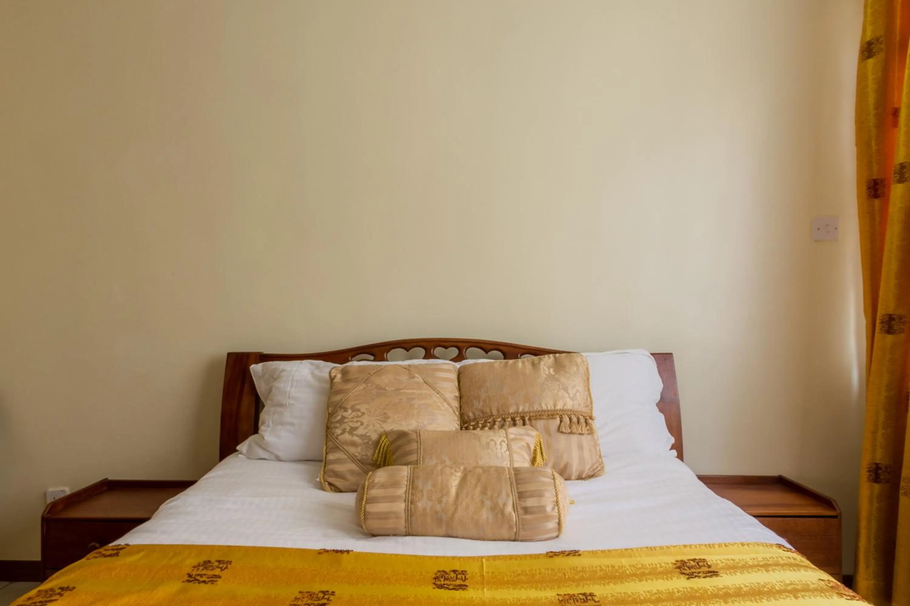 Bed in Takdiri Homes