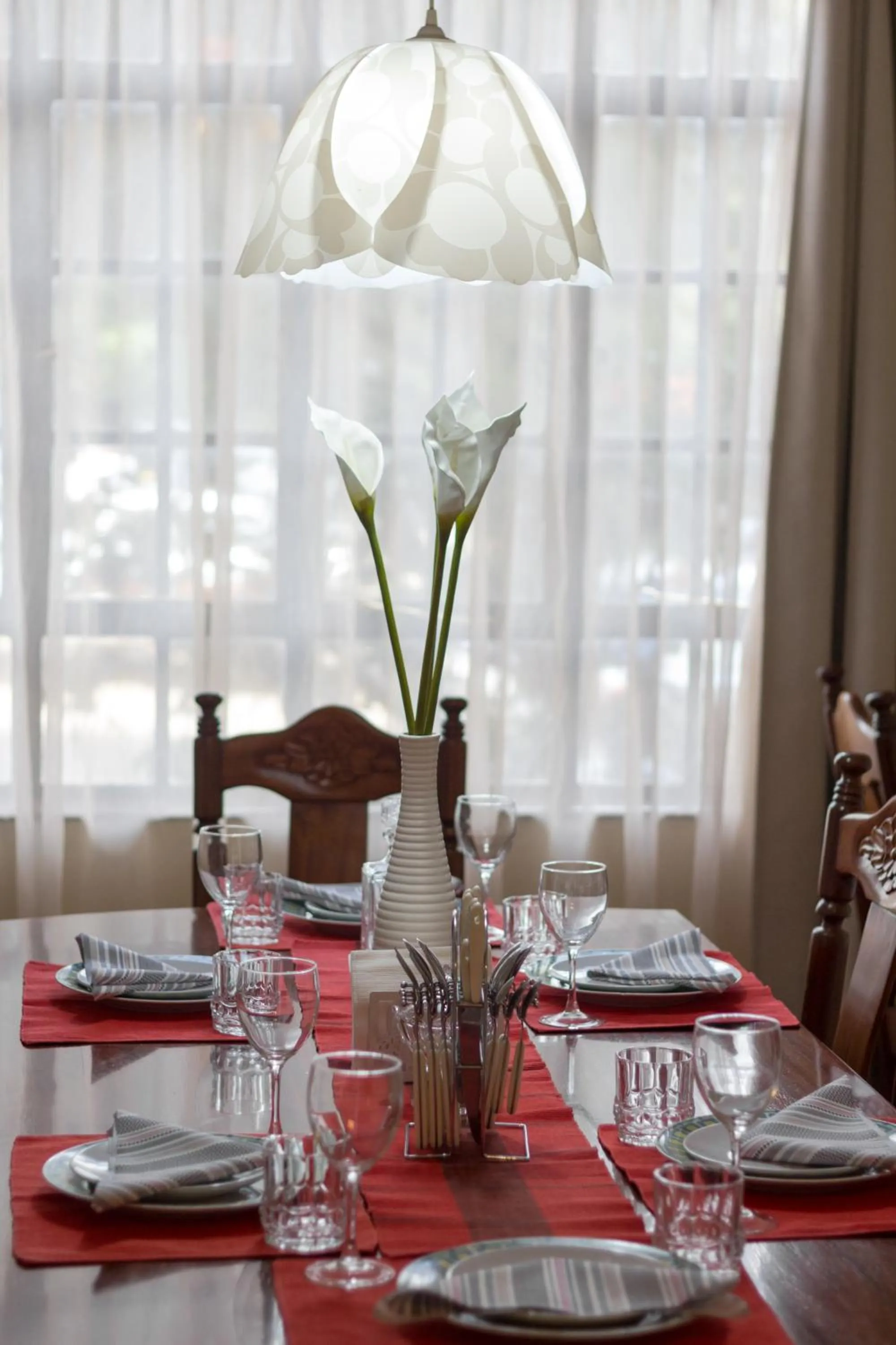 Dining area in Takdiri Homes