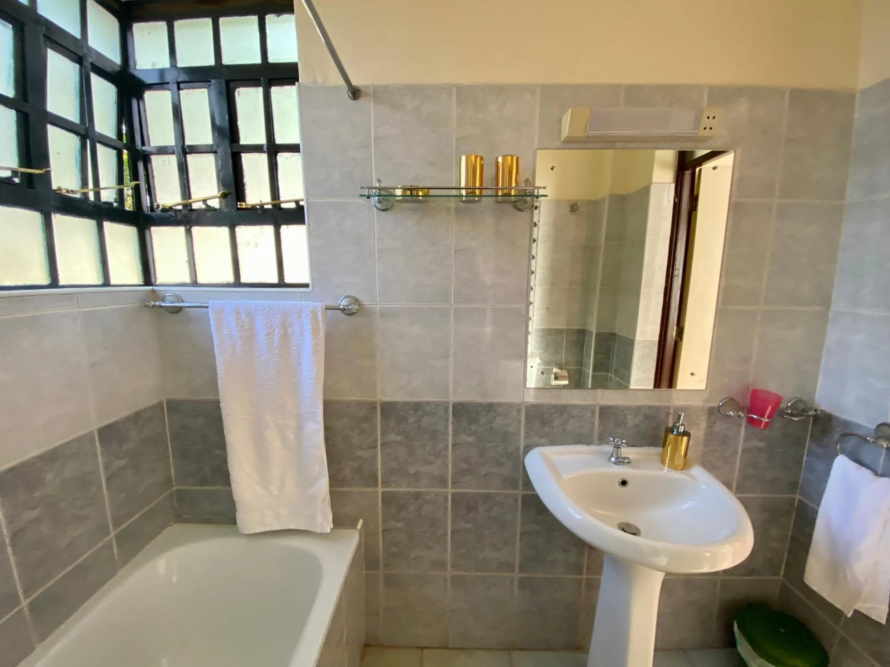 Bathroom in Takdiri Homes