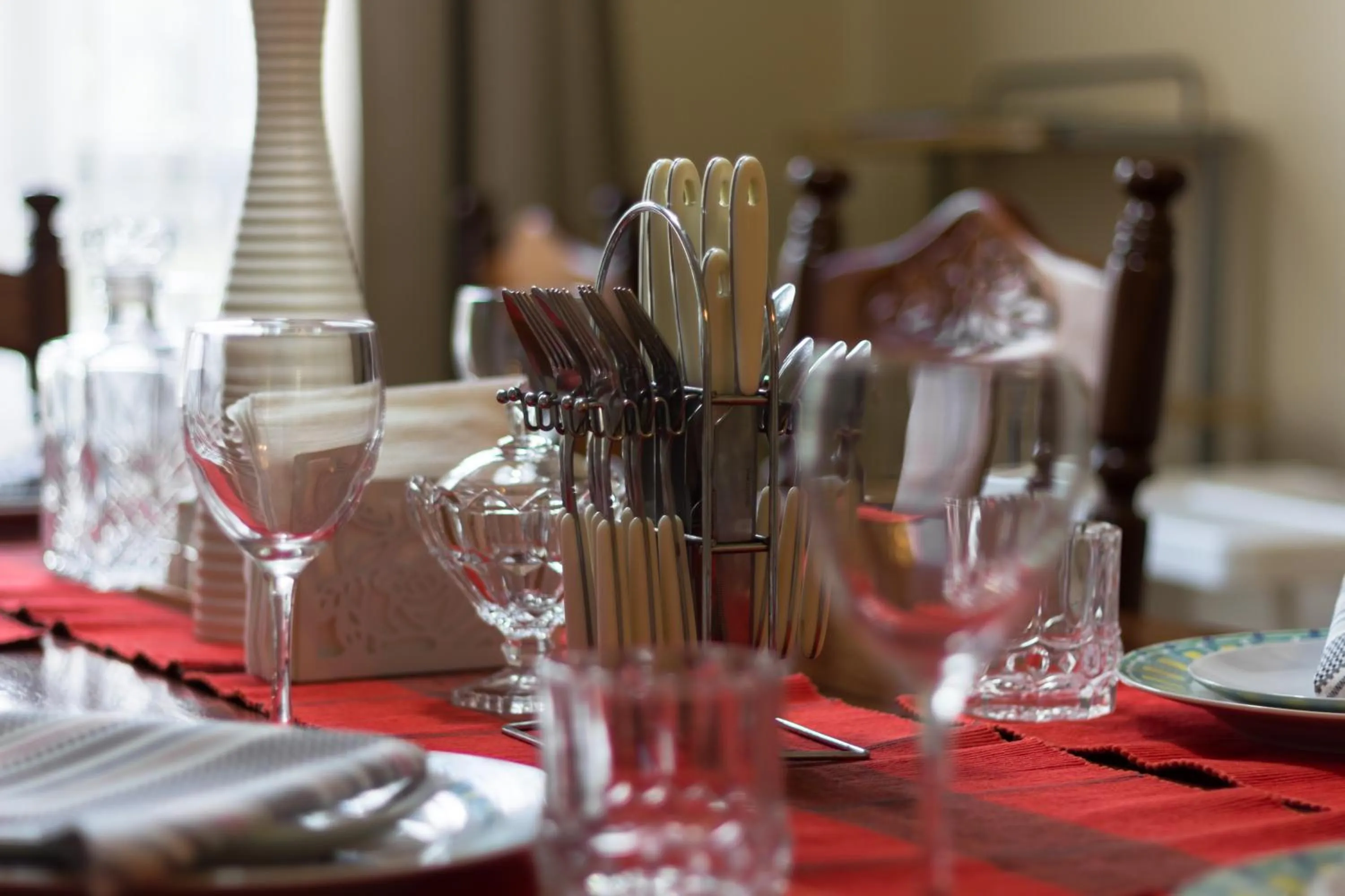 Dining area in Takdiri Homes