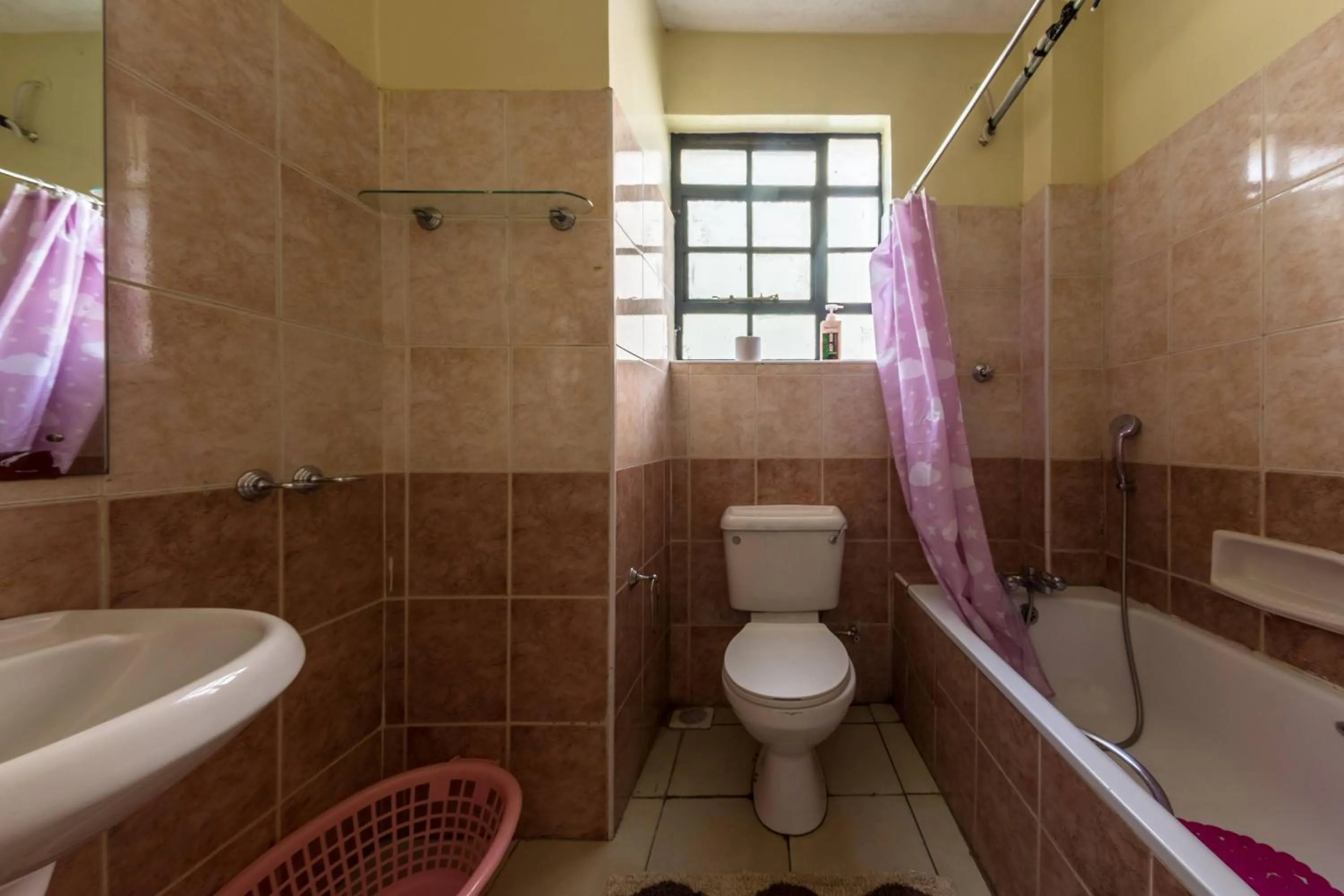 Bathroom in Takdiri Homes