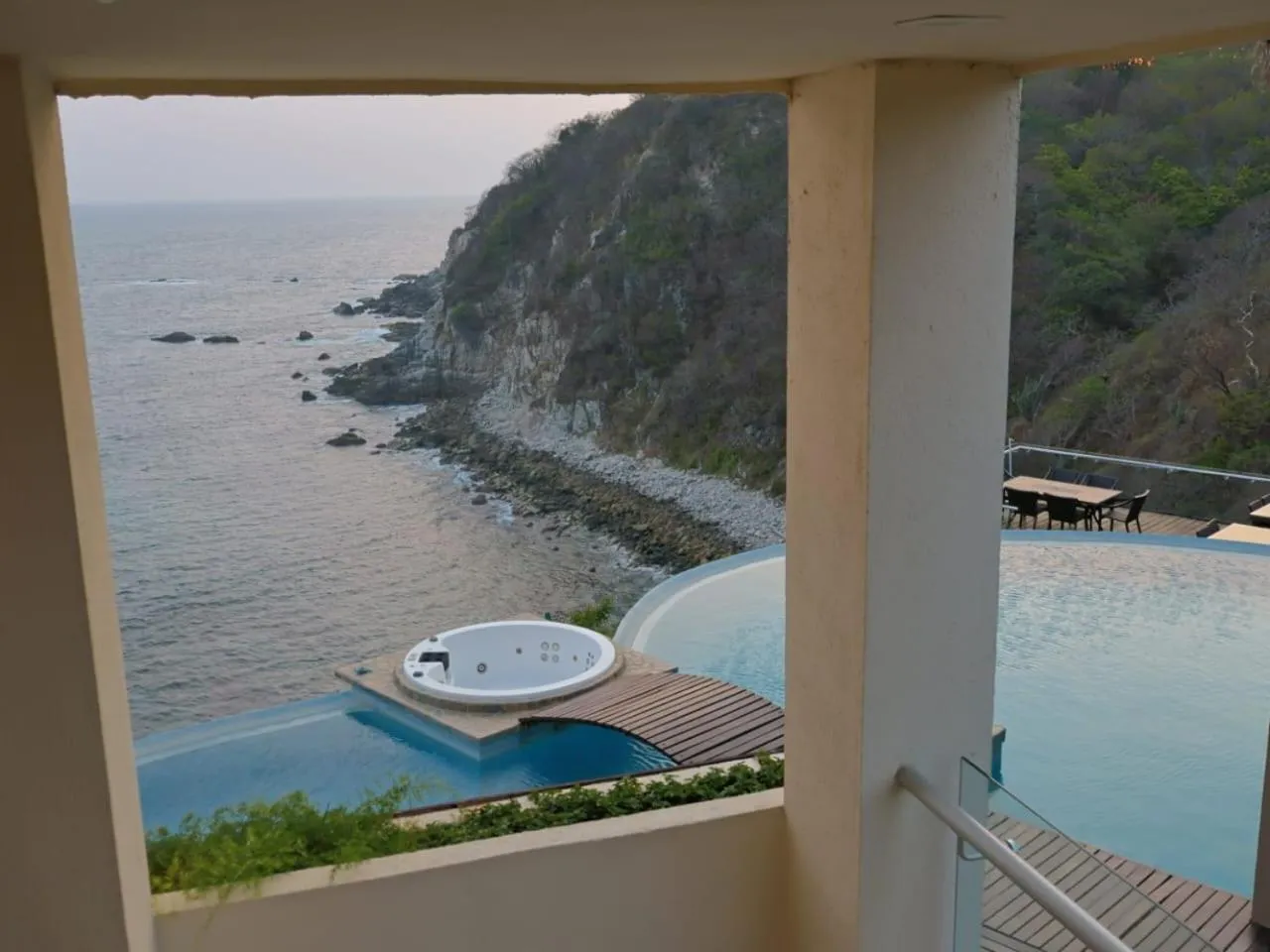 Property building in Pacific King Hotel