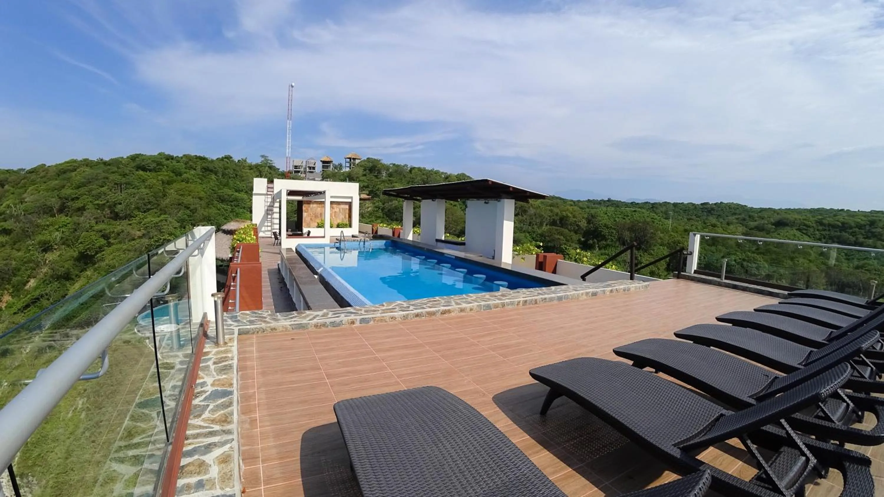 Balcony/Terrace in Pacific King Hotel