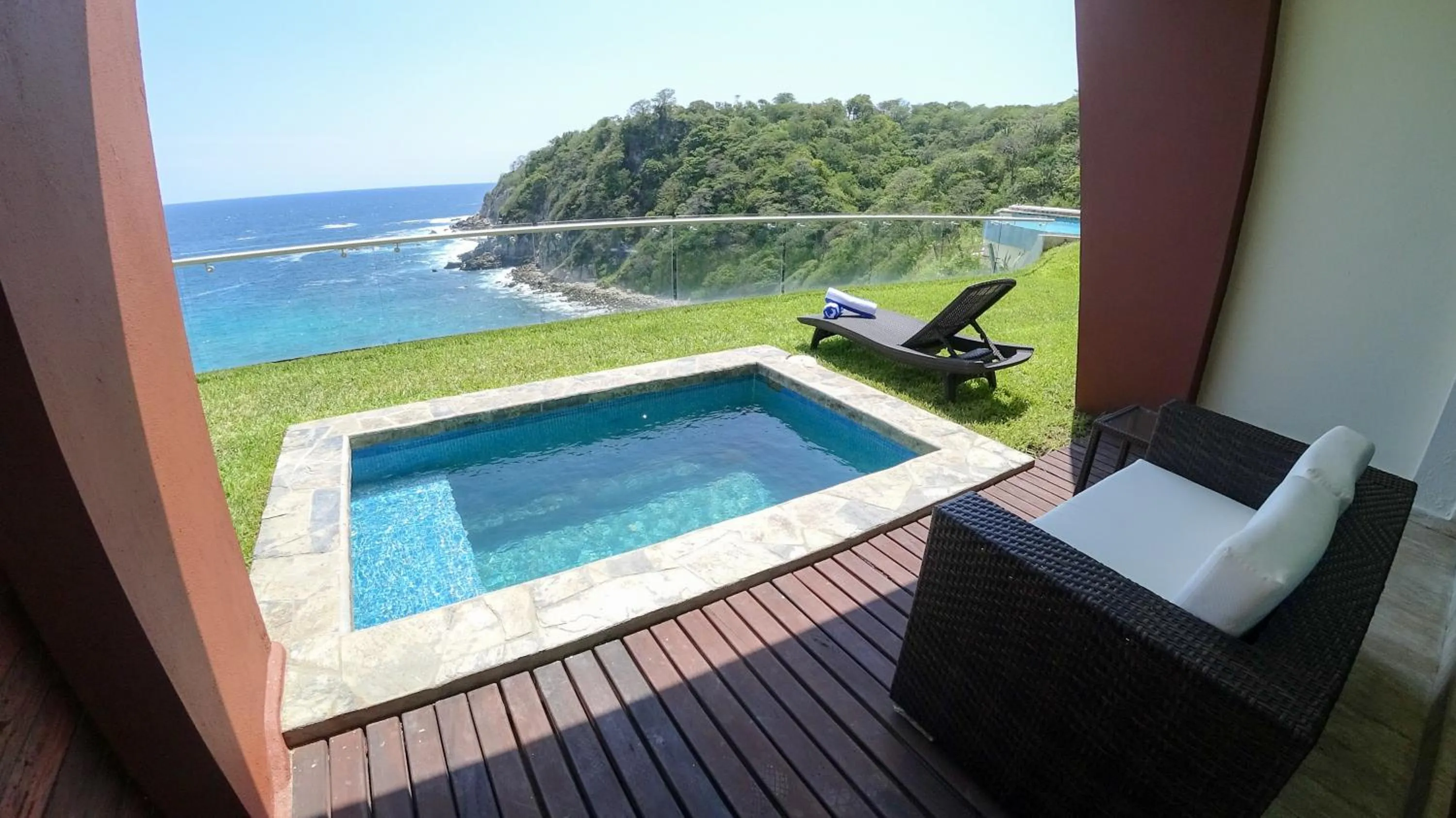 Balcony/Terrace in Pacific King Hotel