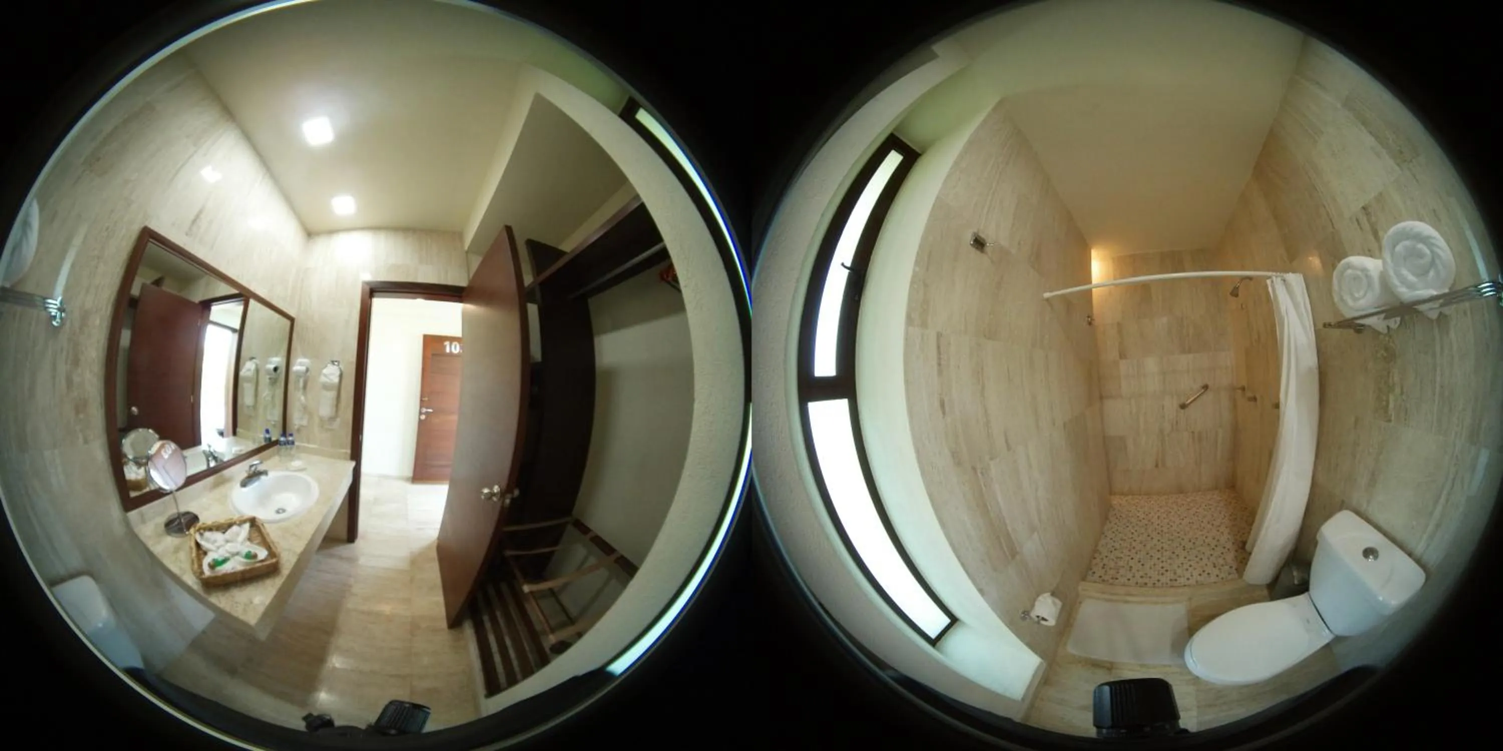 Bathroom in Pacific King Hotel