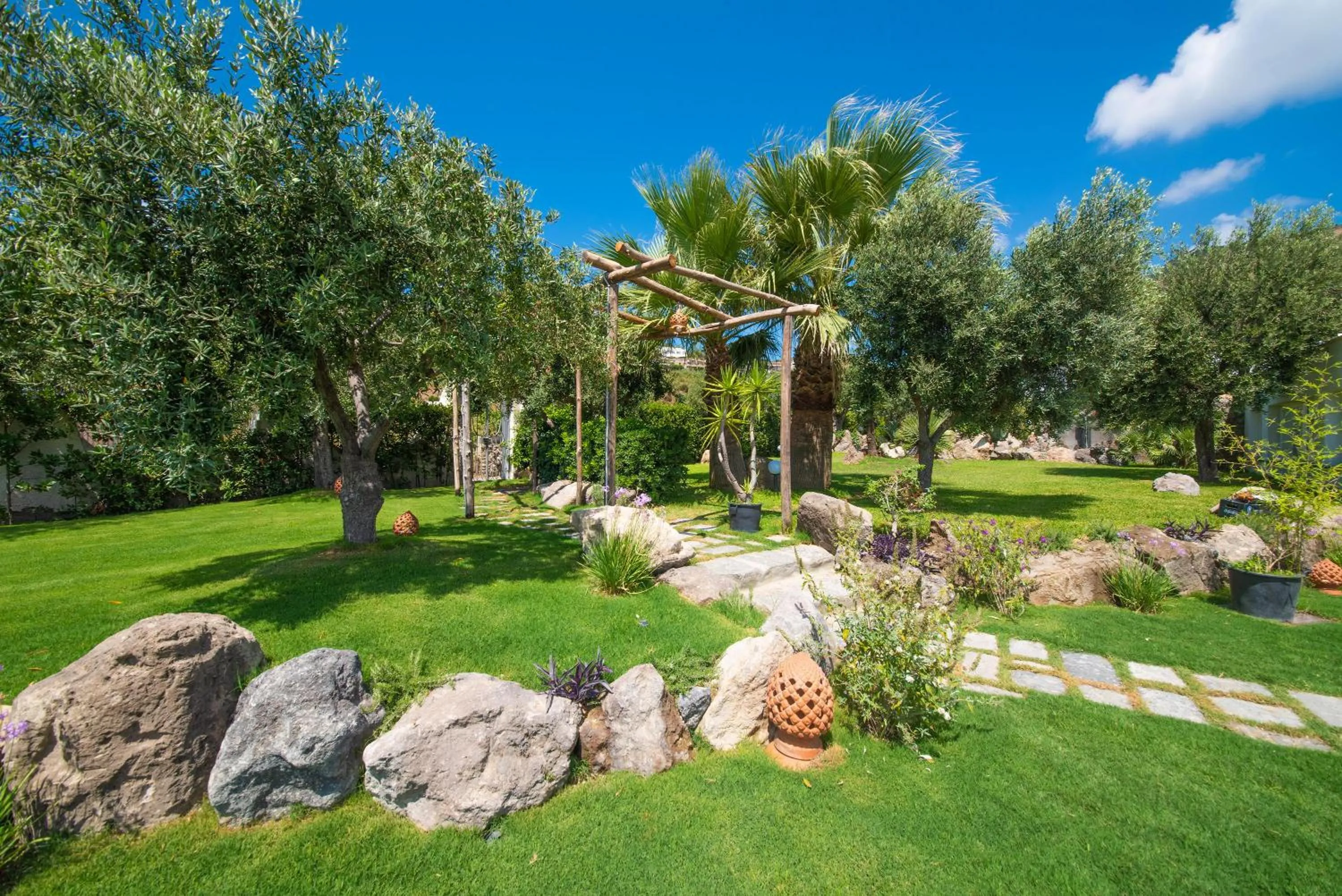 Garden in Sorgeto Garden