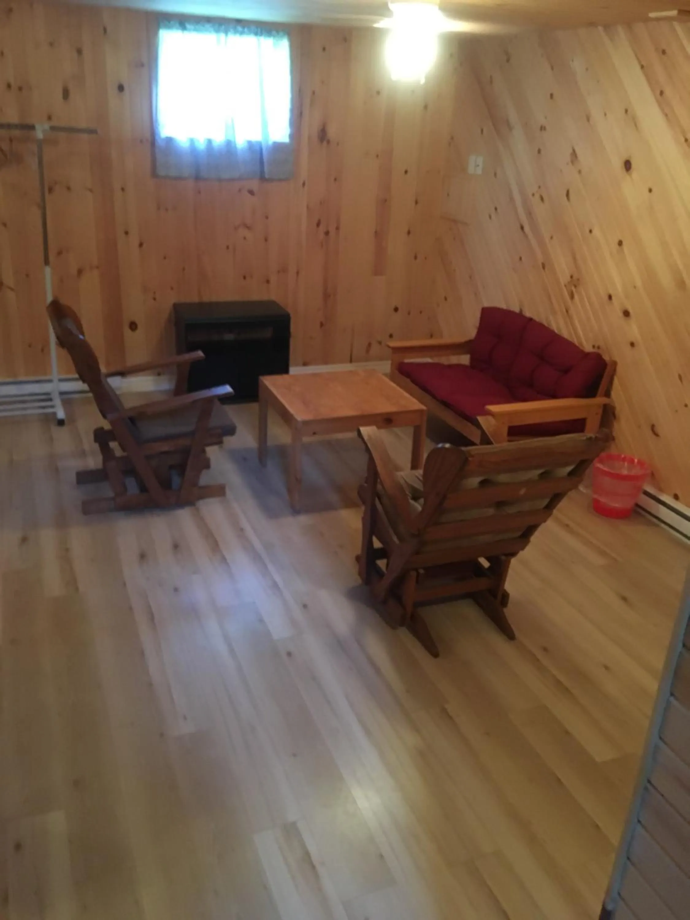 Seating area in Baywatch Lighthouse Cottages & Motel
