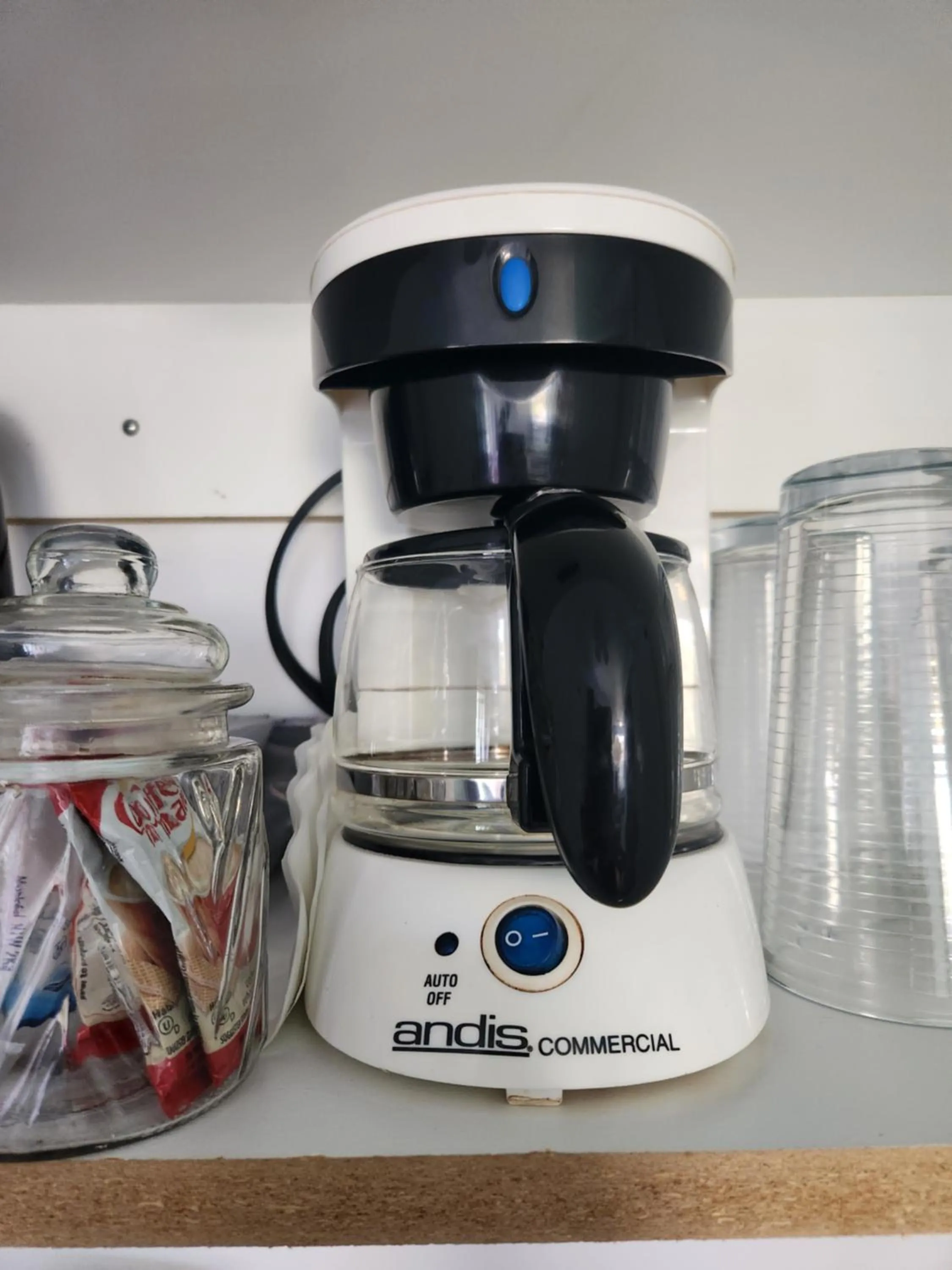 Coffee/tea facilities in Baywatch Lighthouse Cottages & Motel