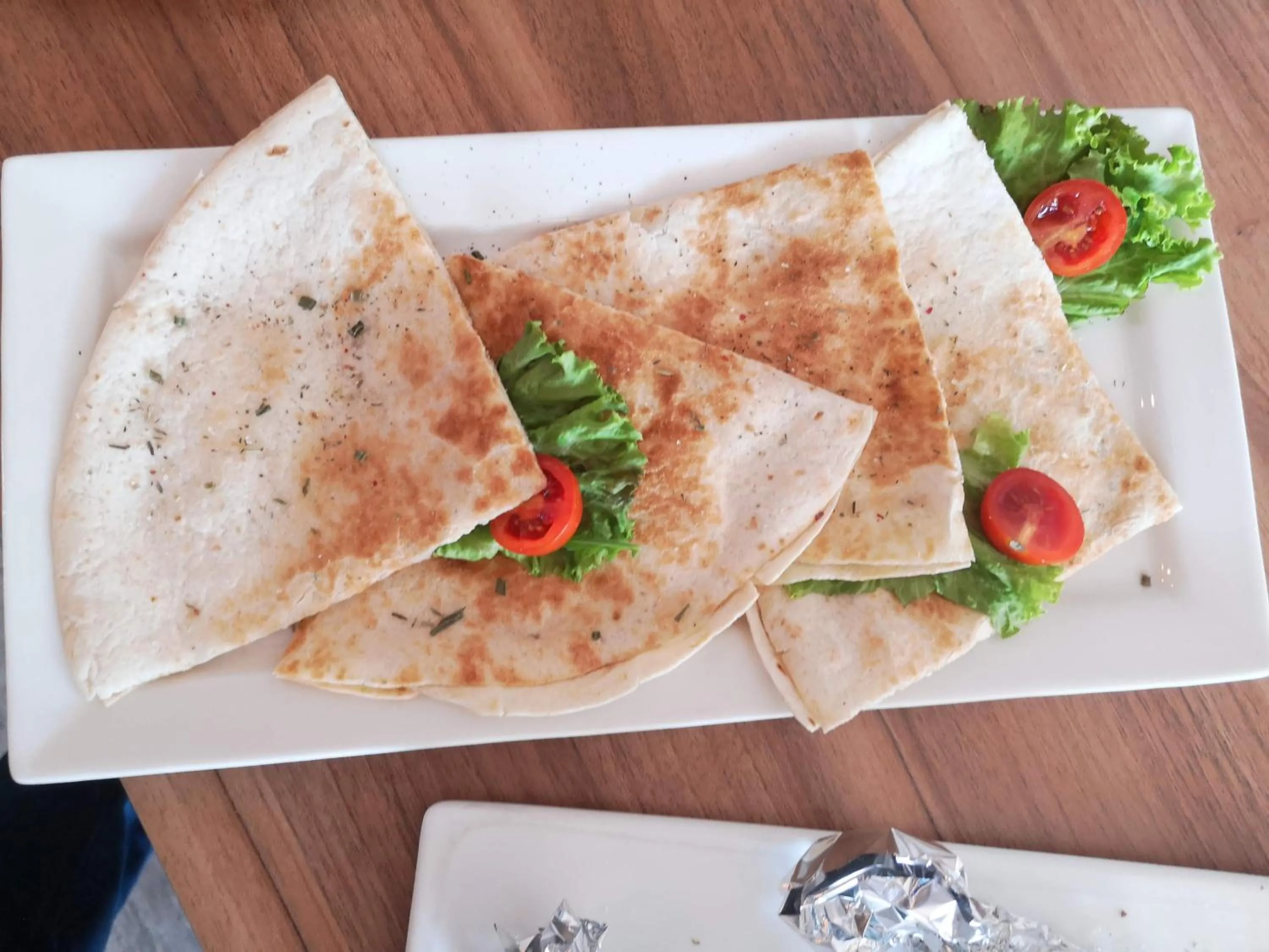 Restaurant/places to eat in Hotel Aloha