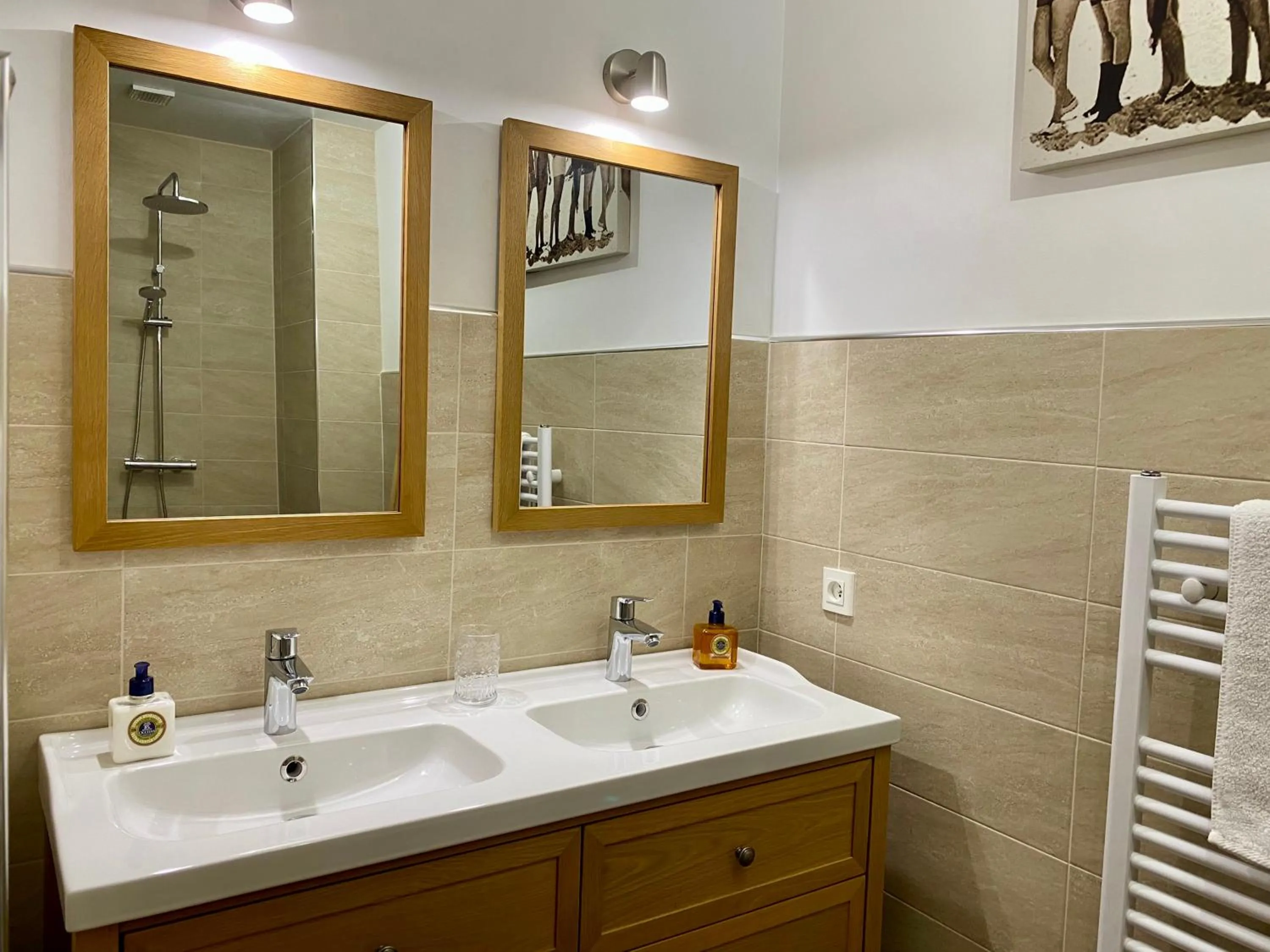 Shower in Sainte-Hélène Chambres d'Hôtes & Appartement