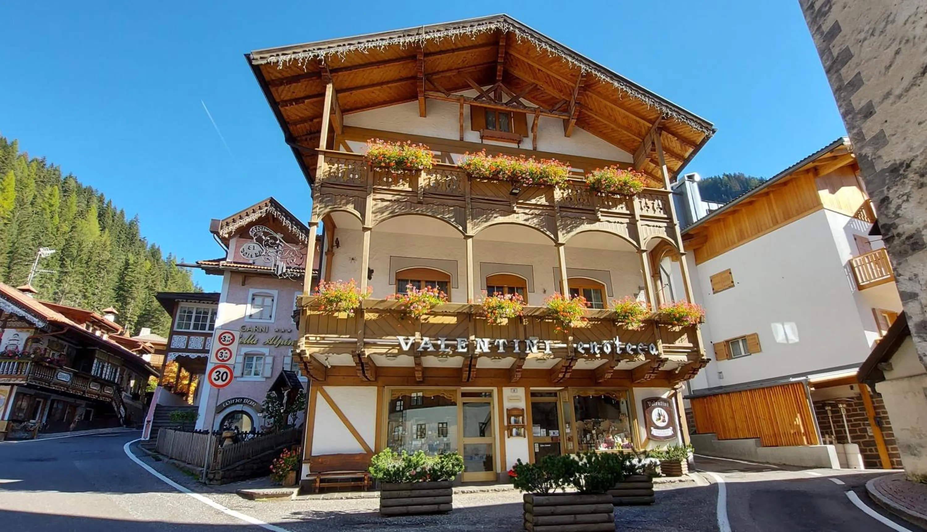 Property building in Garnì Stella Alpina