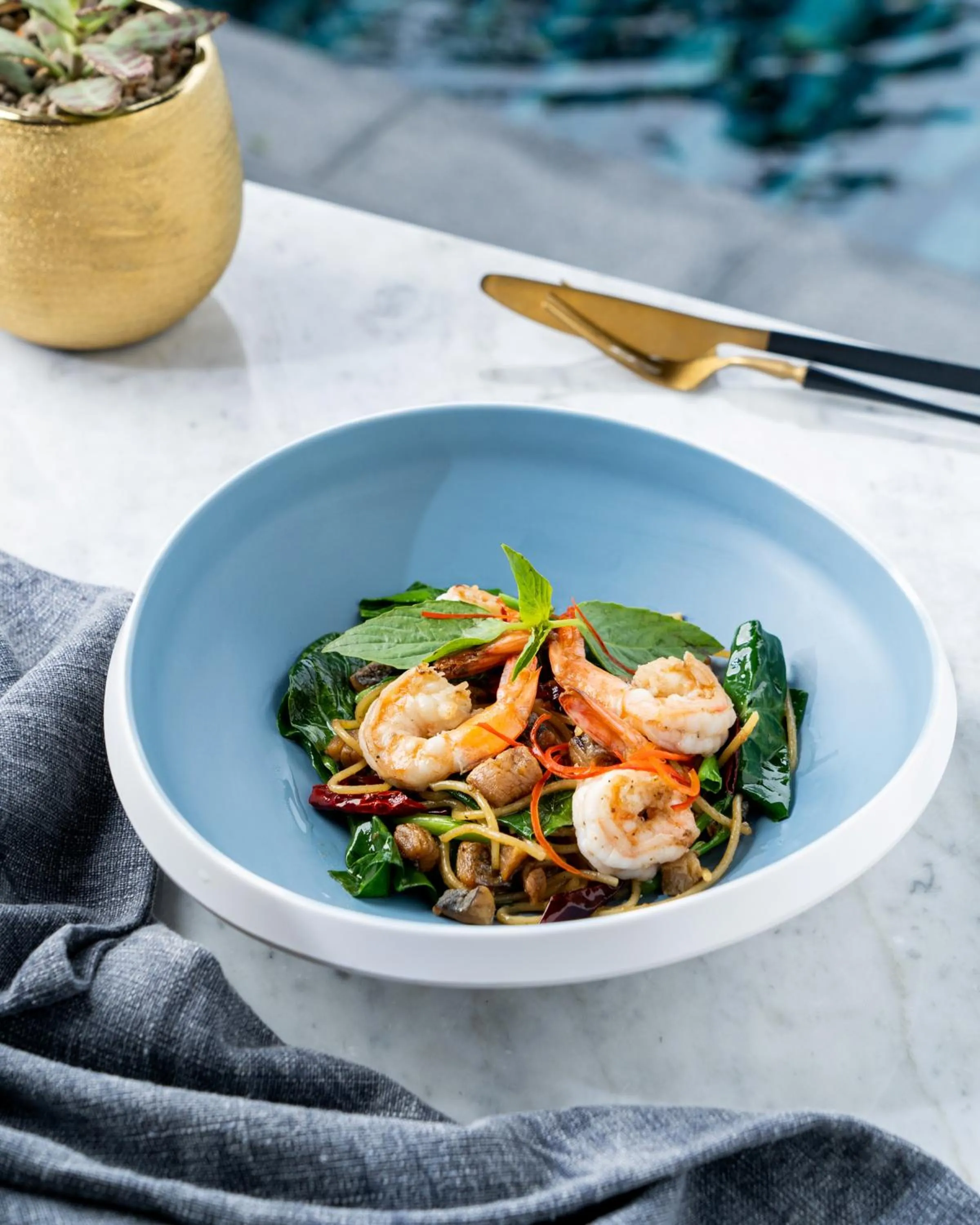 Food and drinks in Sindhorn Midtown Hotel Bangkok, Vignette Collection by IHG