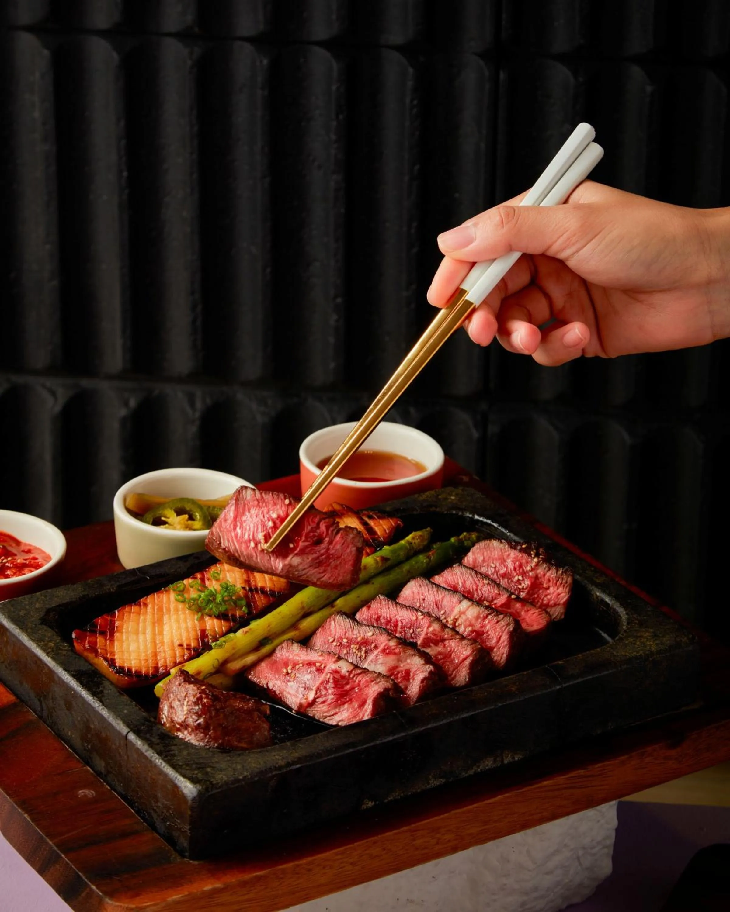 Food and drinks in Sindhorn Midtown Hotel Bangkok, Vignette Collection by IHG