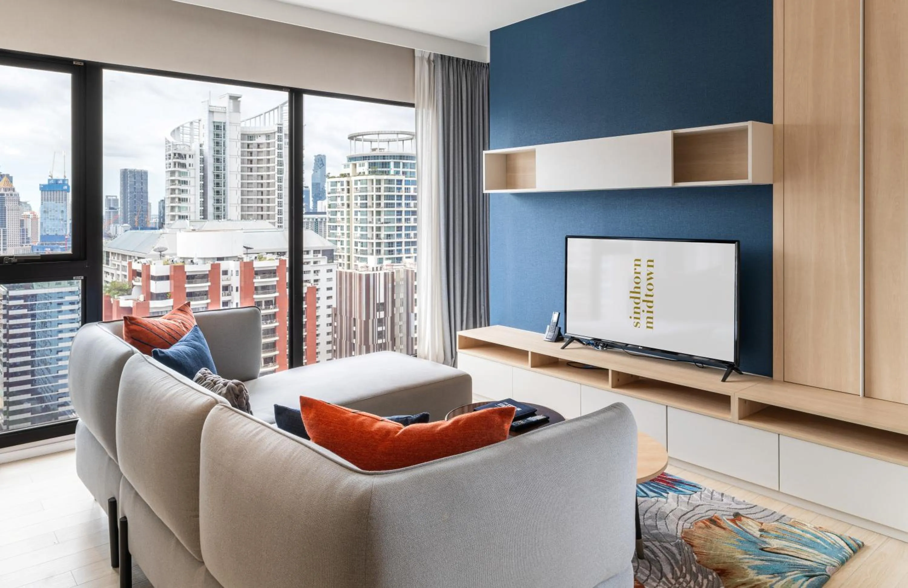 Living room in Sindhorn Midtown Hotel Bangkok, Vignette Collection by IHG