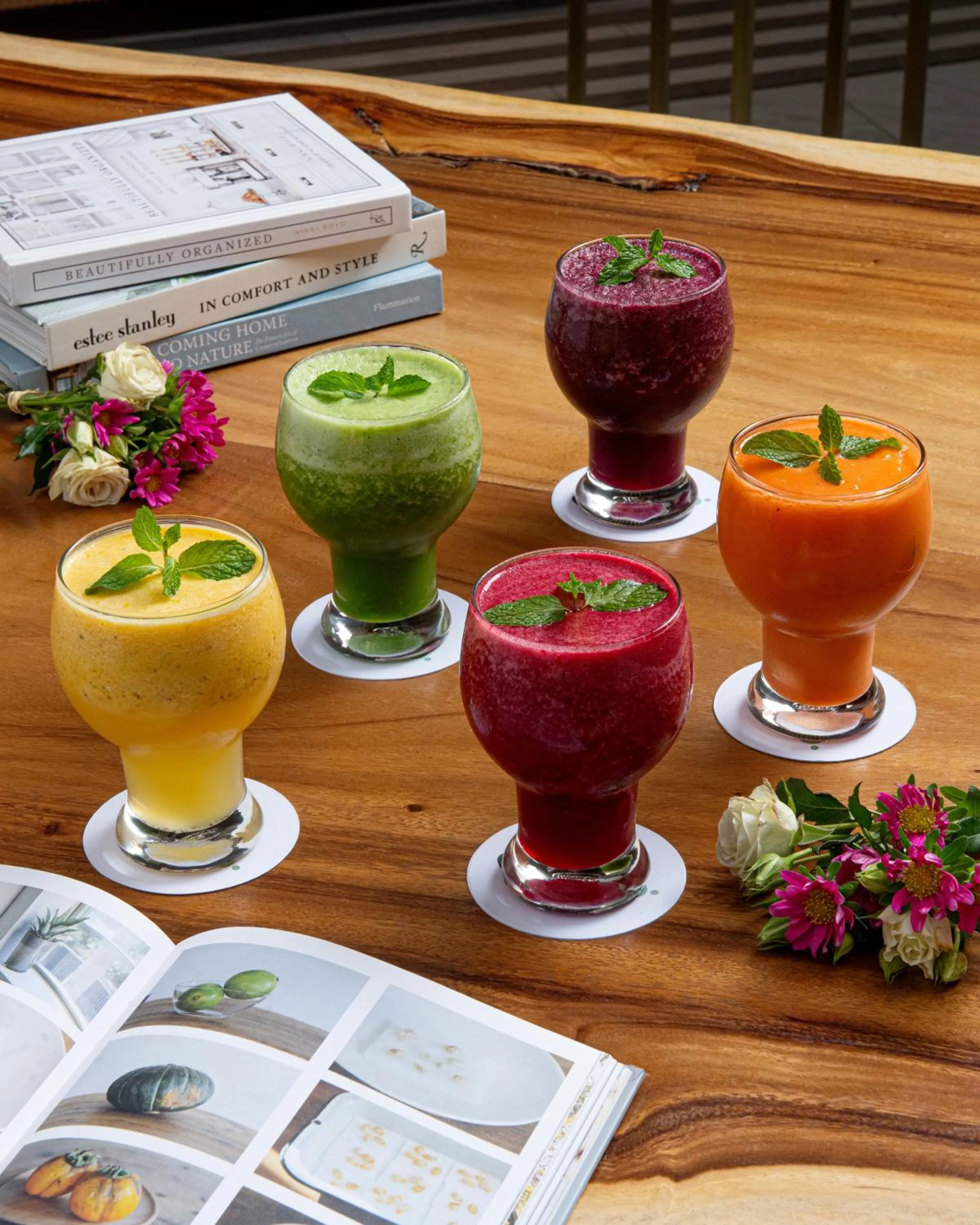 Food and drinks in Sindhorn Midtown Hotel Bangkok, Vignette Collection by IHG