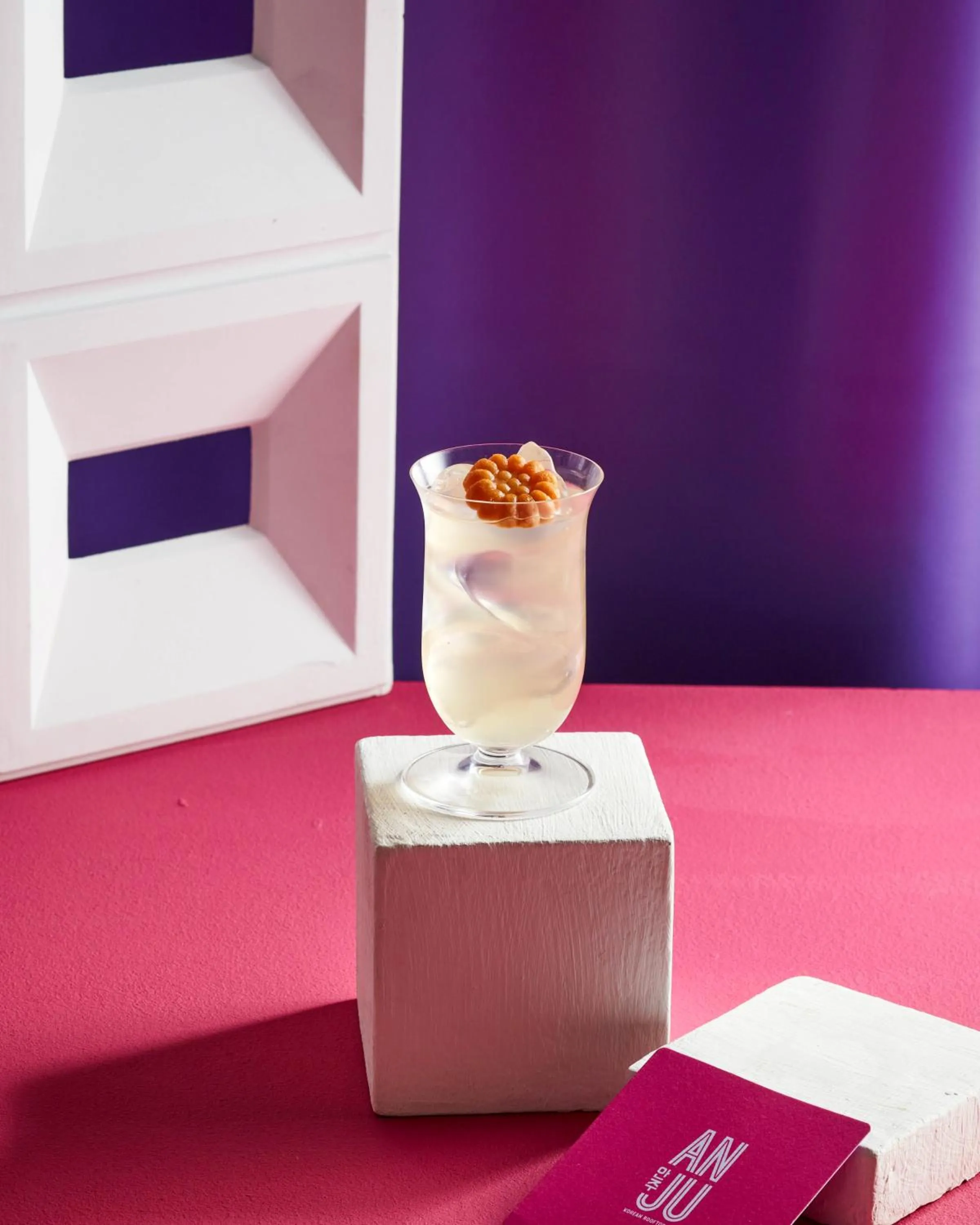 Food and drinks in Sindhorn Midtown Hotel Bangkok, Vignette Collection by IHG