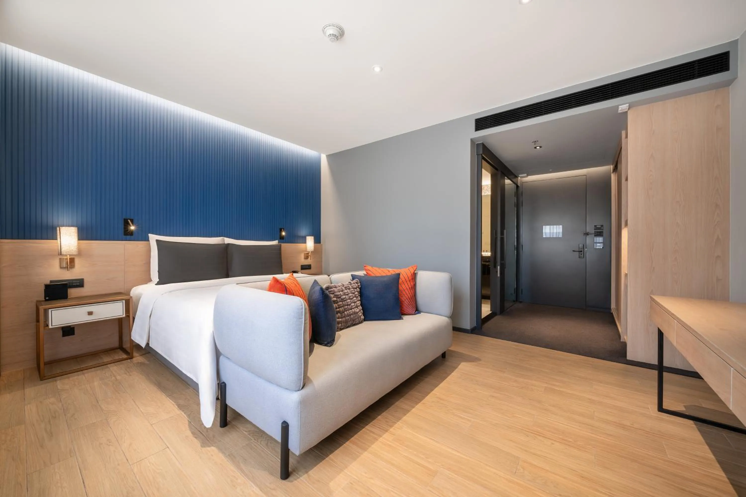 Bedroom, Bed in Sindhorn Midtown Hotel Bangkok, Vignette Collection by IHG