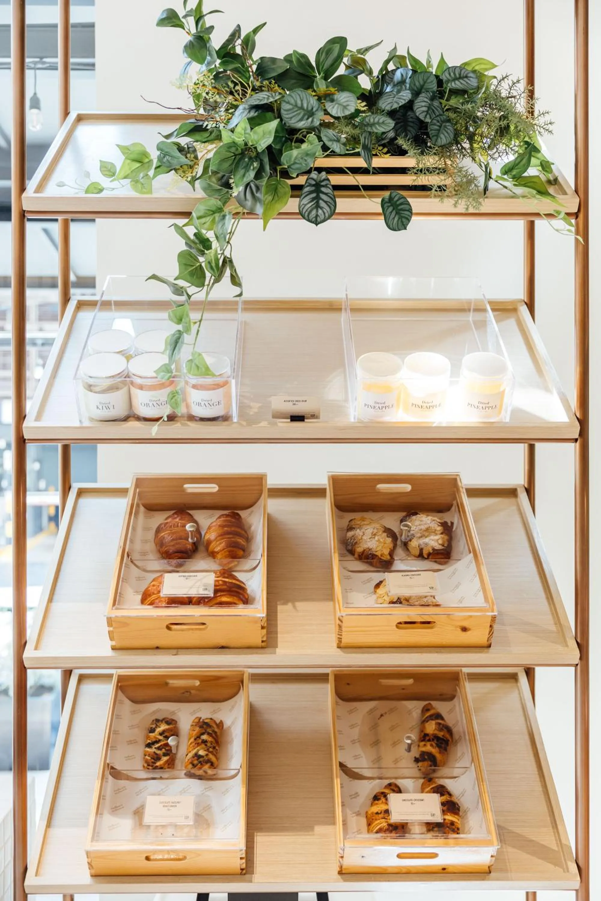 Restaurant/places to eat in Sindhorn Midtown Hotel Bangkok, Vignette Collection by IHG