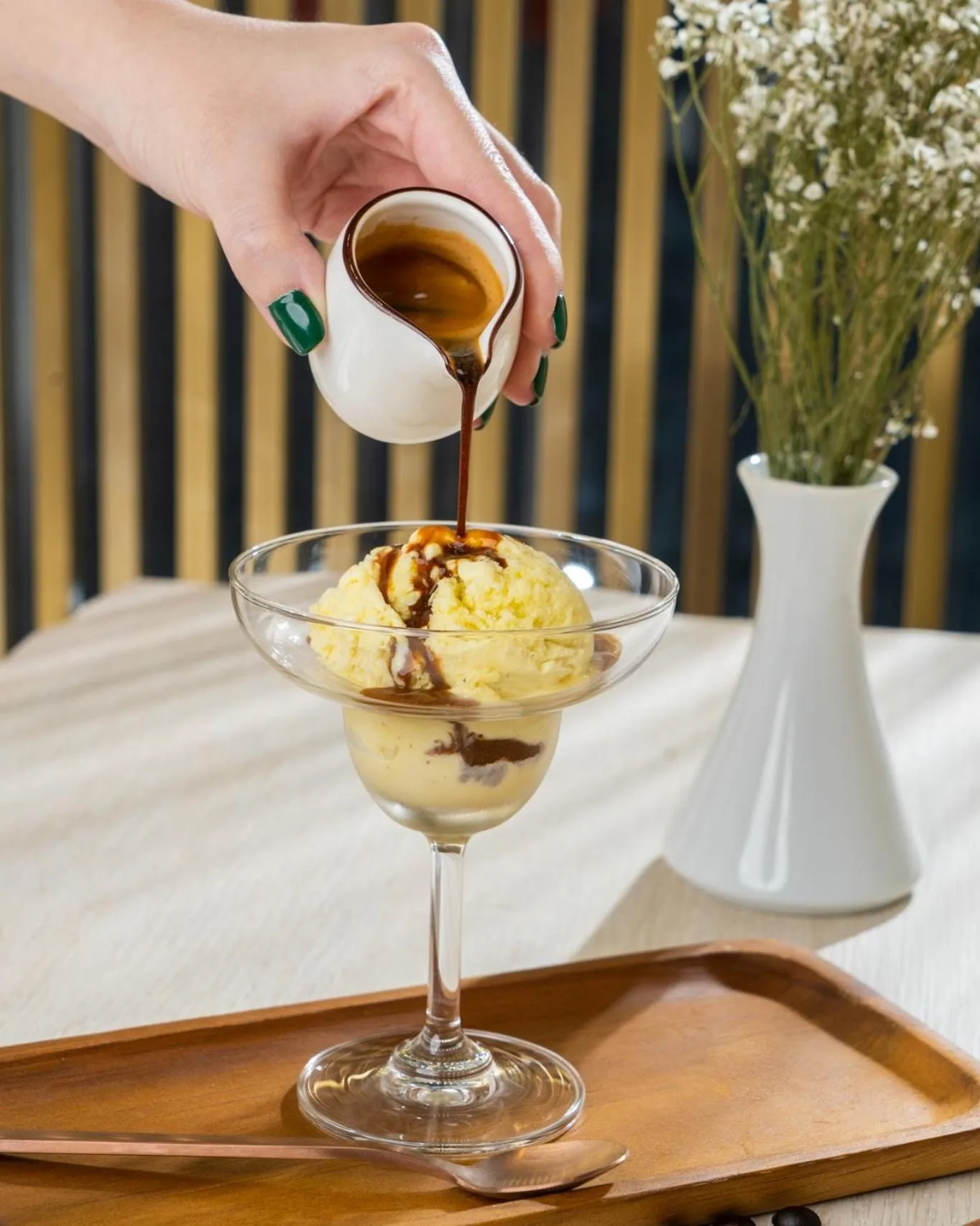 Food and drinks in Sindhorn Midtown Hotel Bangkok, Vignette Collection by IHG