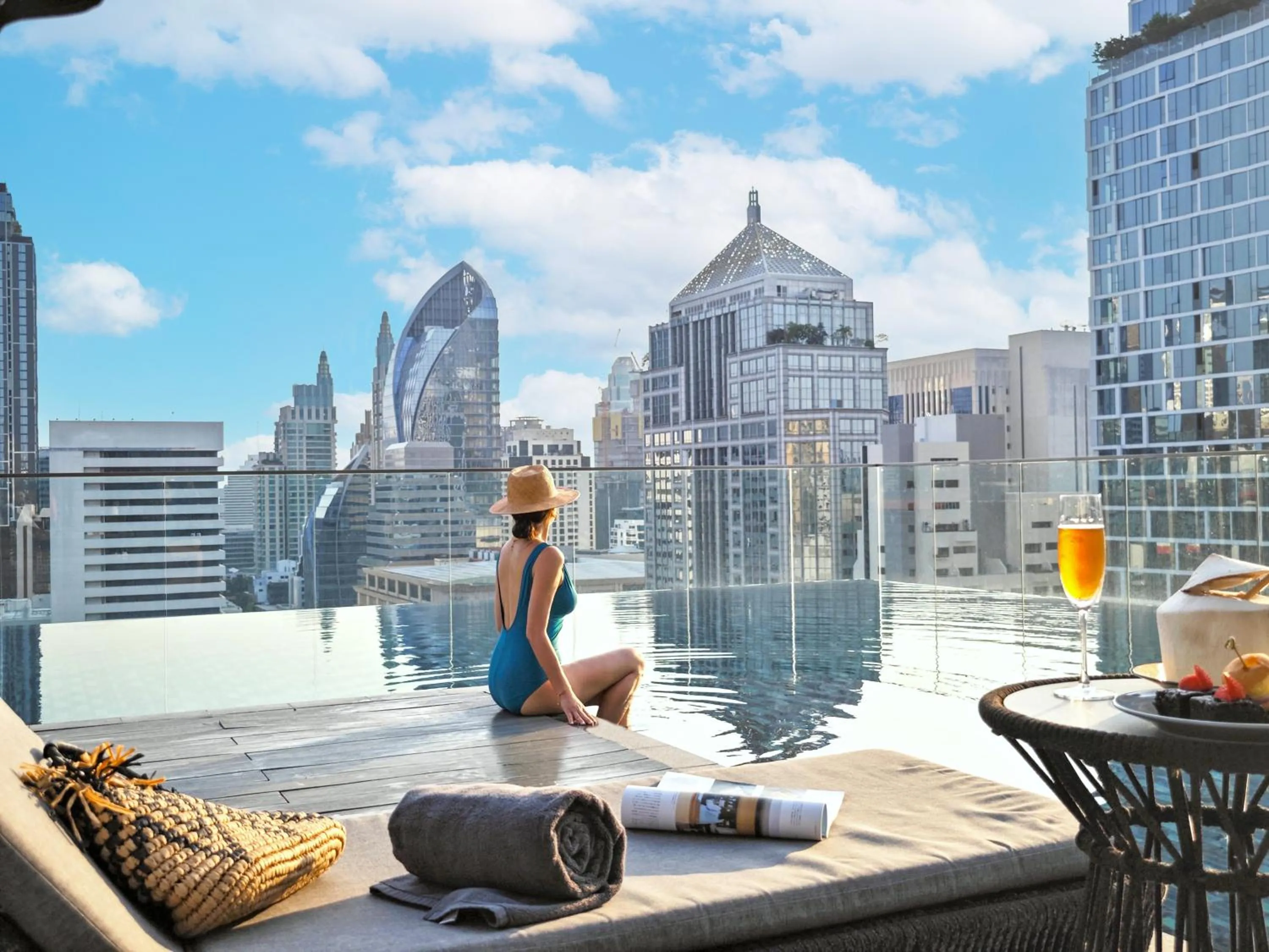 City view in Sindhorn Midtown Hotel Bangkok, Vignette Collection by IHG