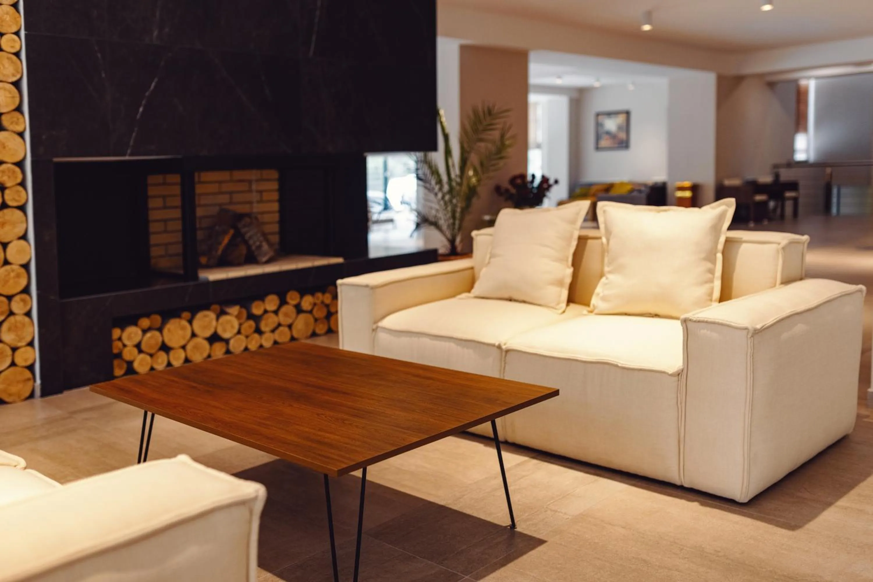 Seating area in Crystal Hotel & SPA