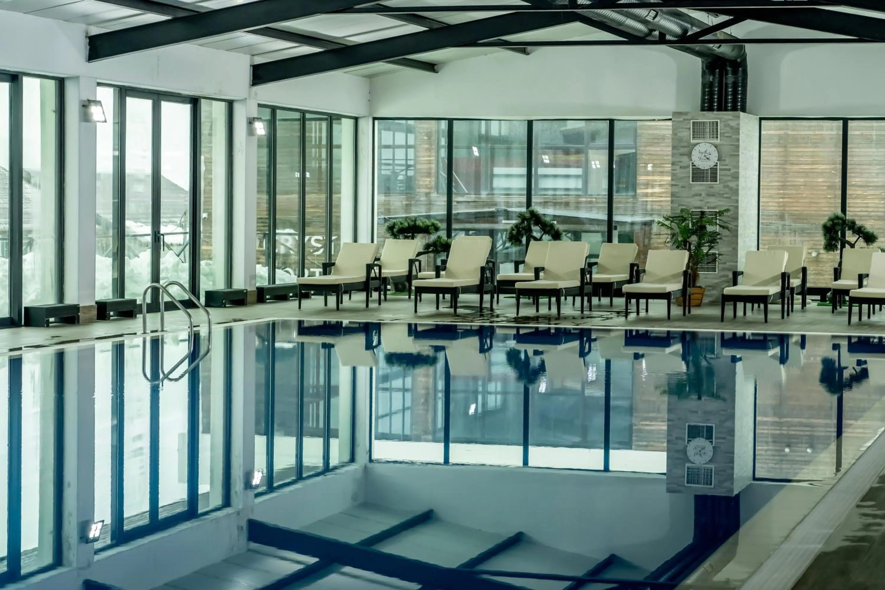 Pool view in Crystal Hotel & SPA