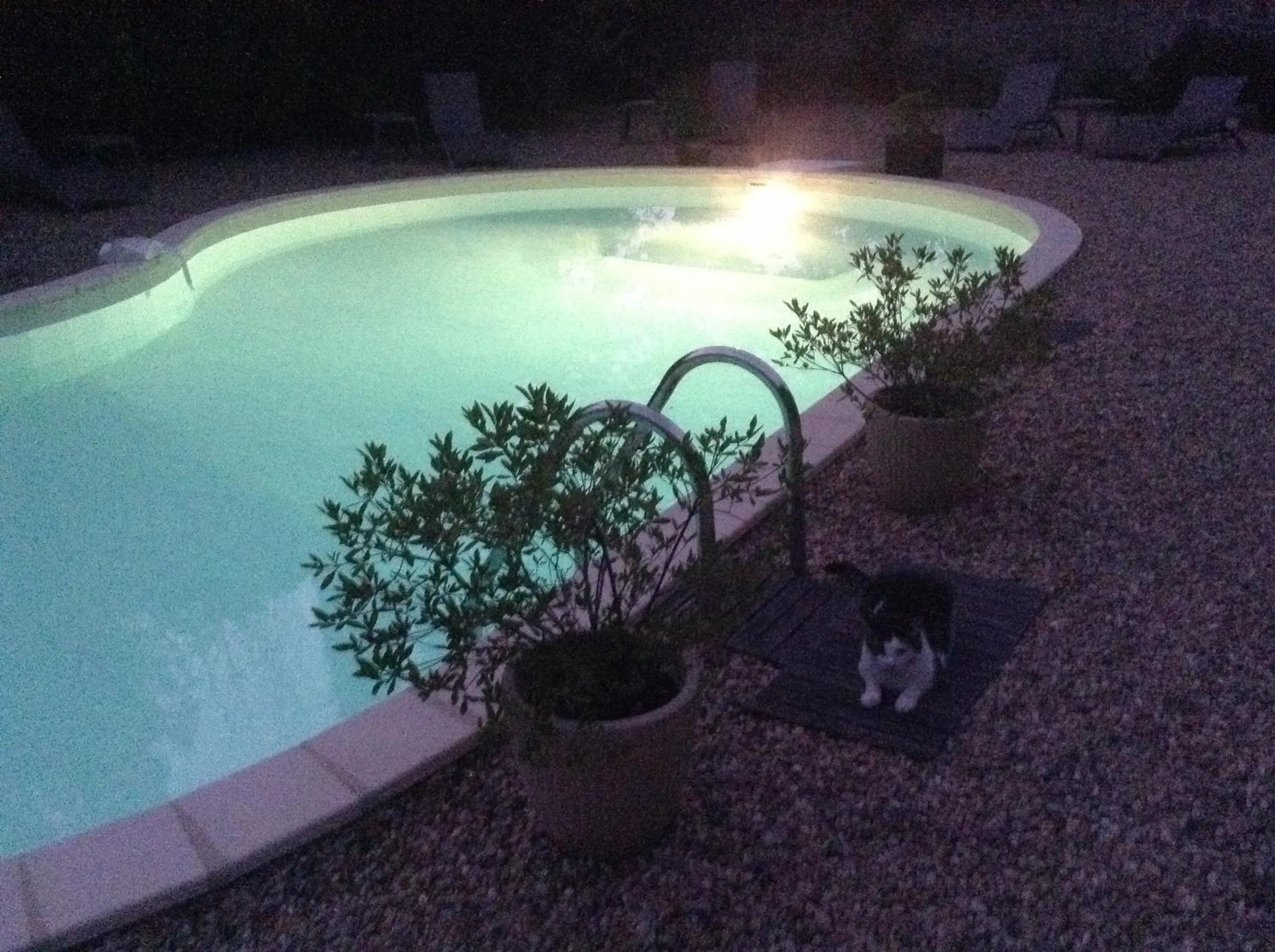 Night in Aux Anges Gardiens