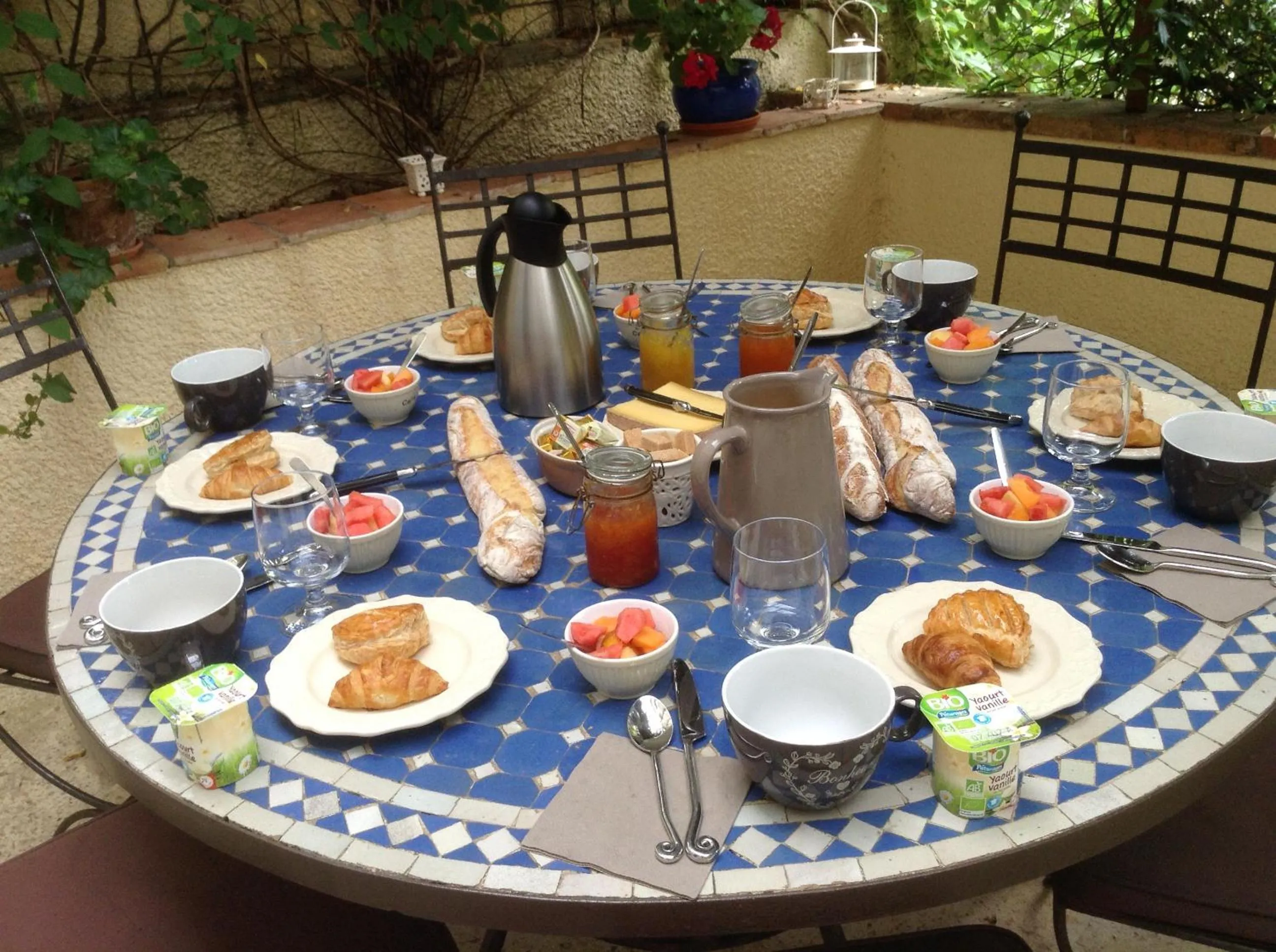 Breakfast in Aux Anges Gardiens