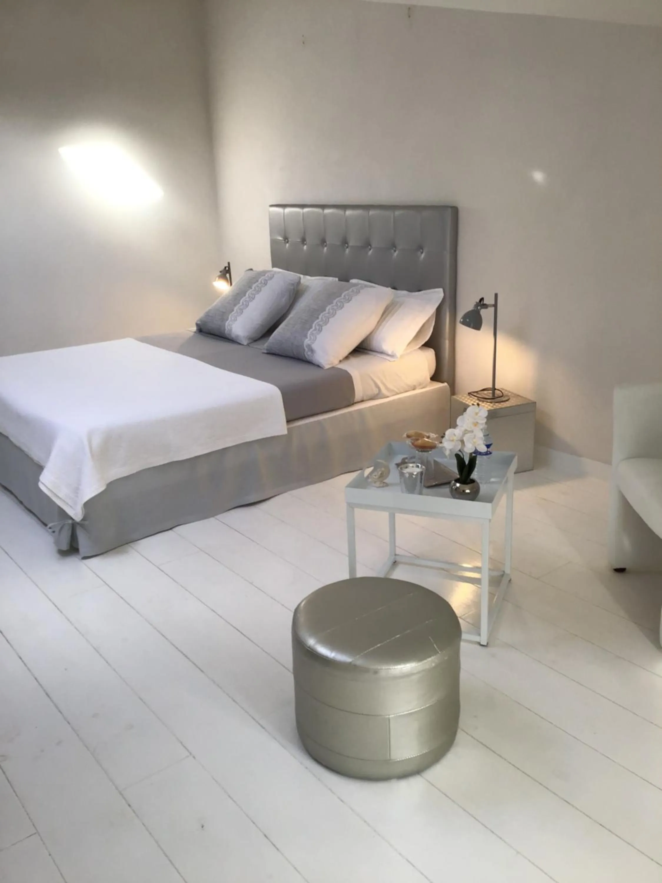 Bed in Aux Anges Gardiens