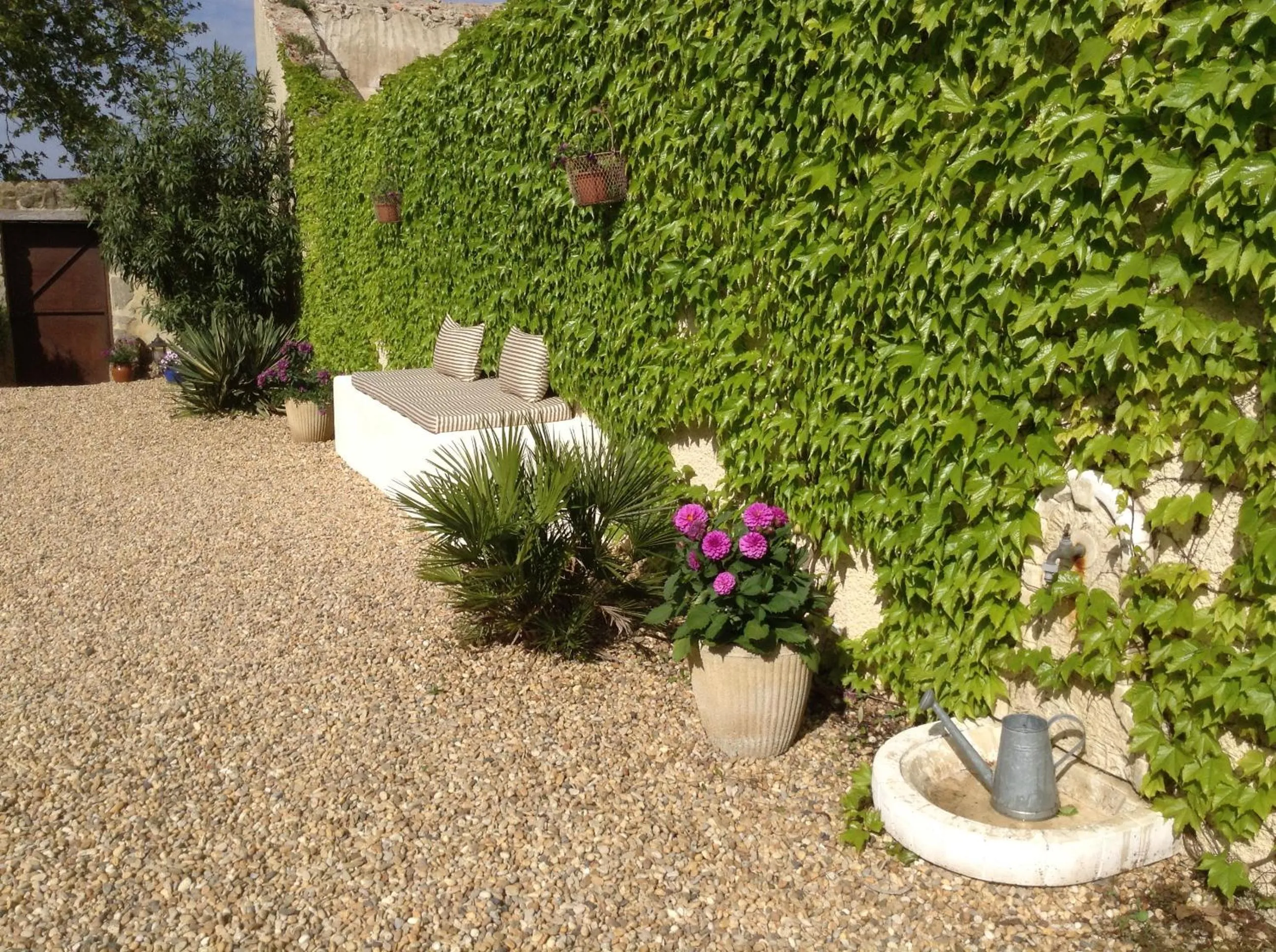 Patio in Aux Anges Gardiens