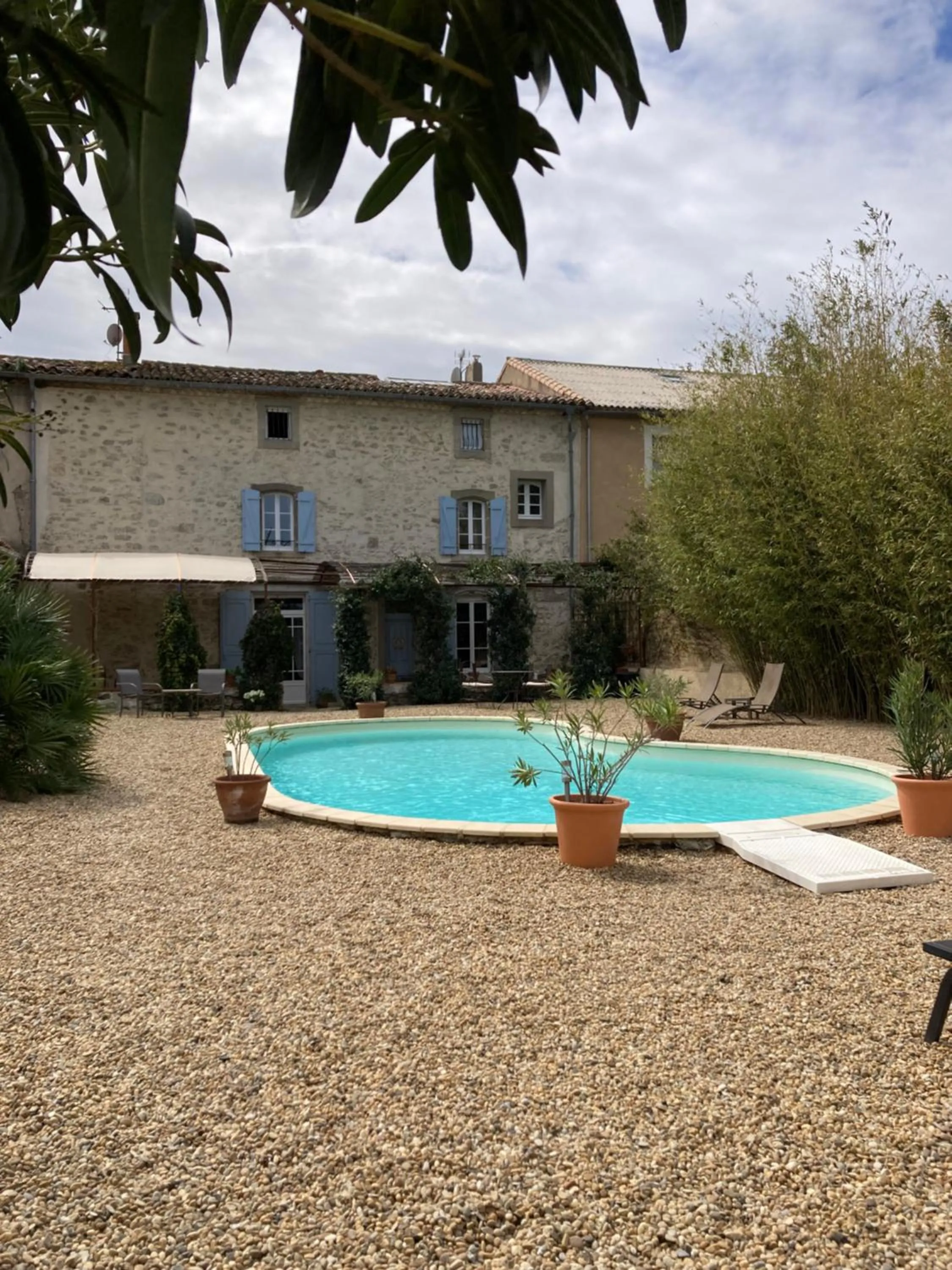 Swimming pool in Aux Anges Gardiens