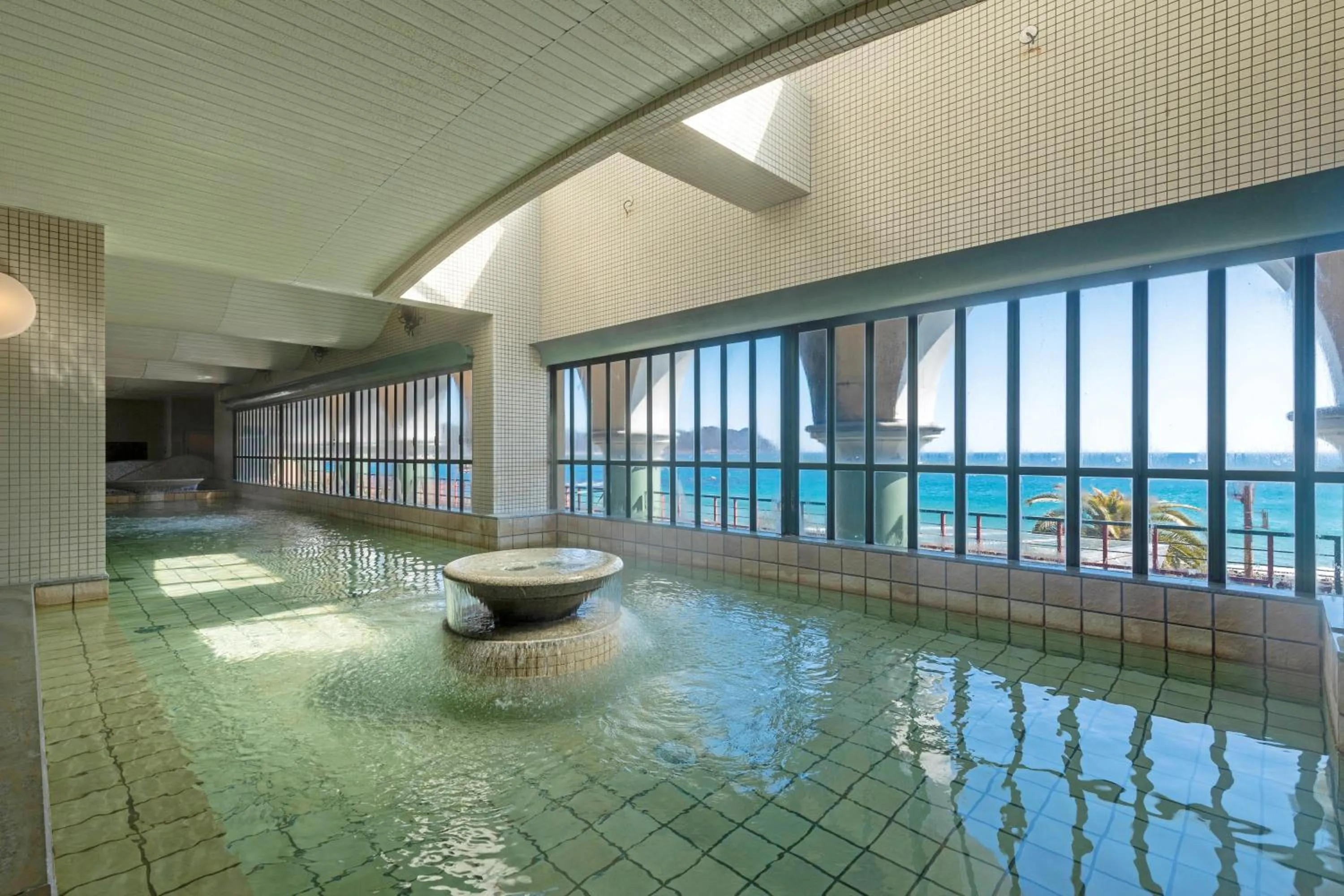 Hot Spring Bath in Hotel Riviera Shishikui