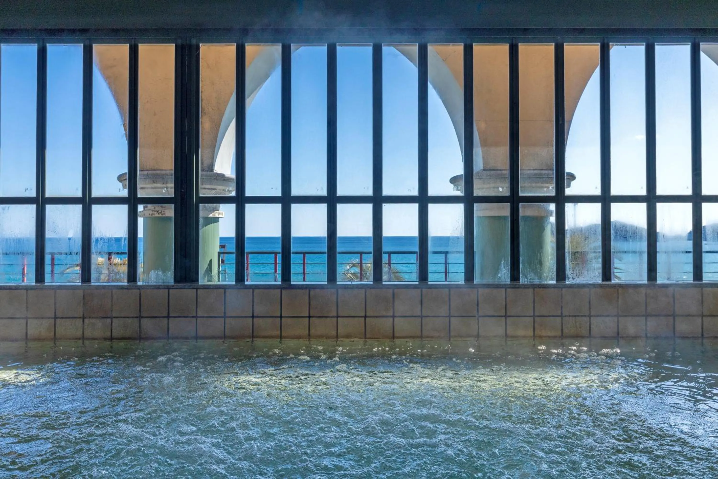Hot Spring Bath in Hotel Riviera Shishikui