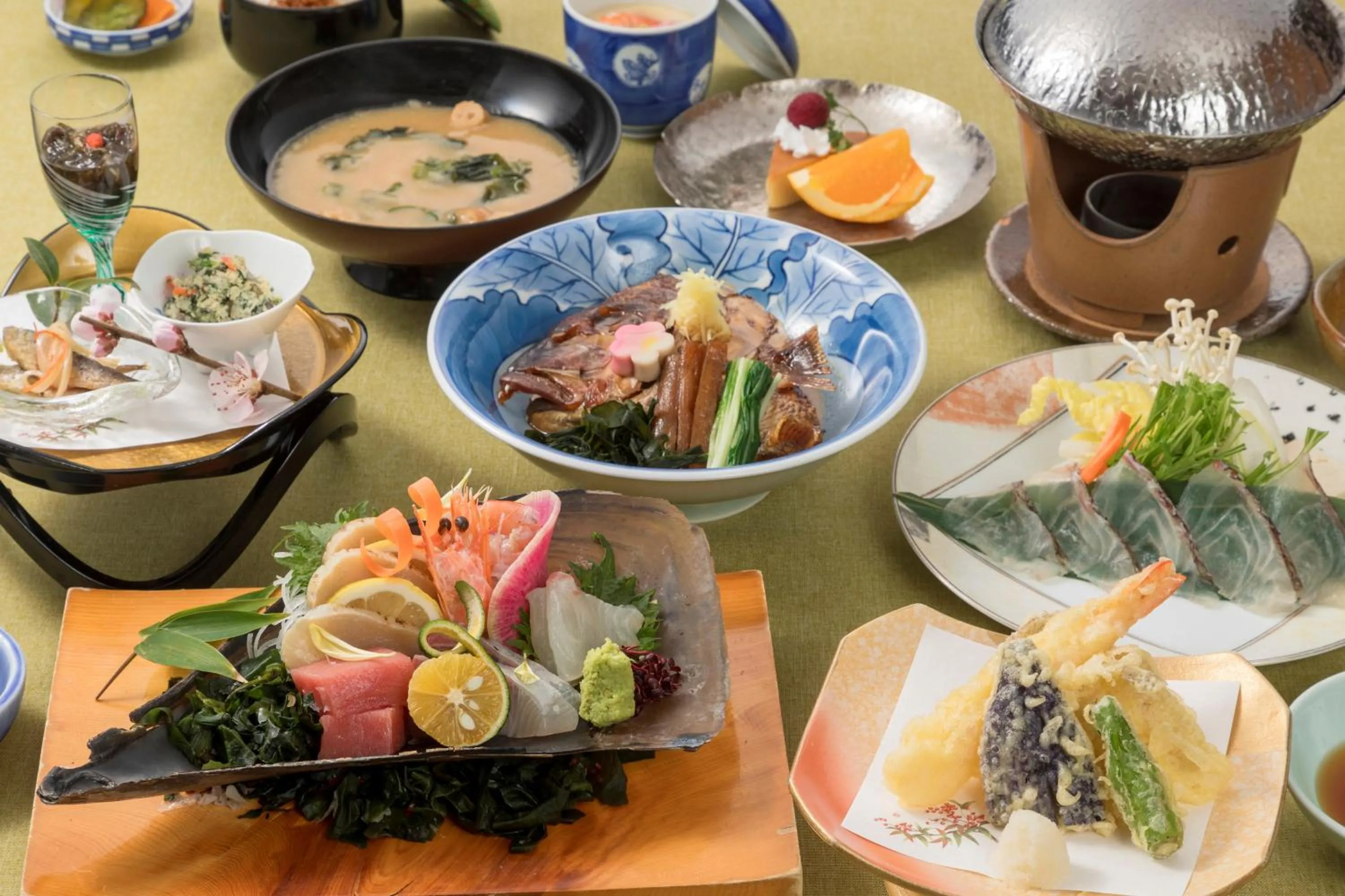 Dinner in Hotel Riviera Shishikui