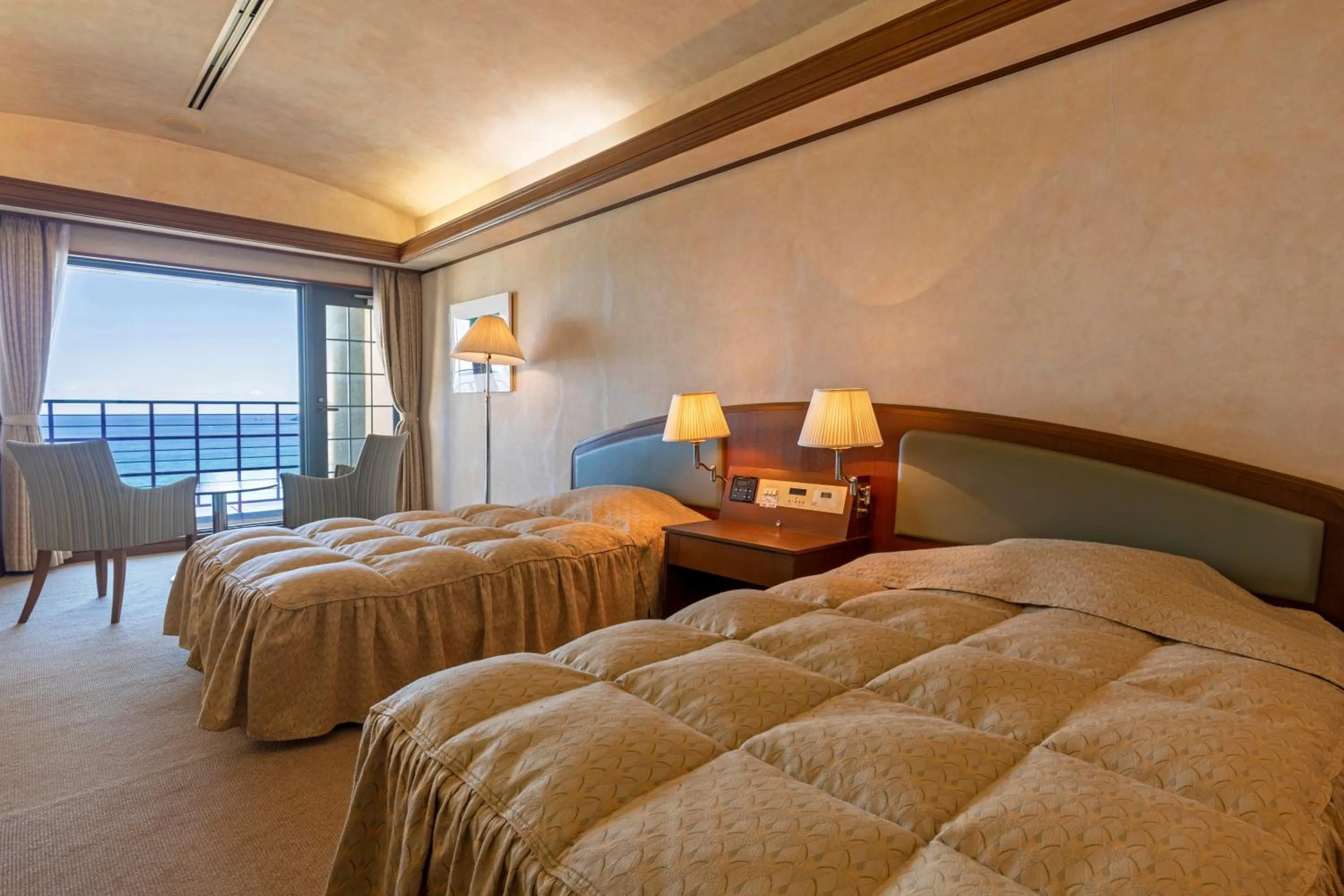 Sea view, Bed in Hotel Riviera Shishikui
