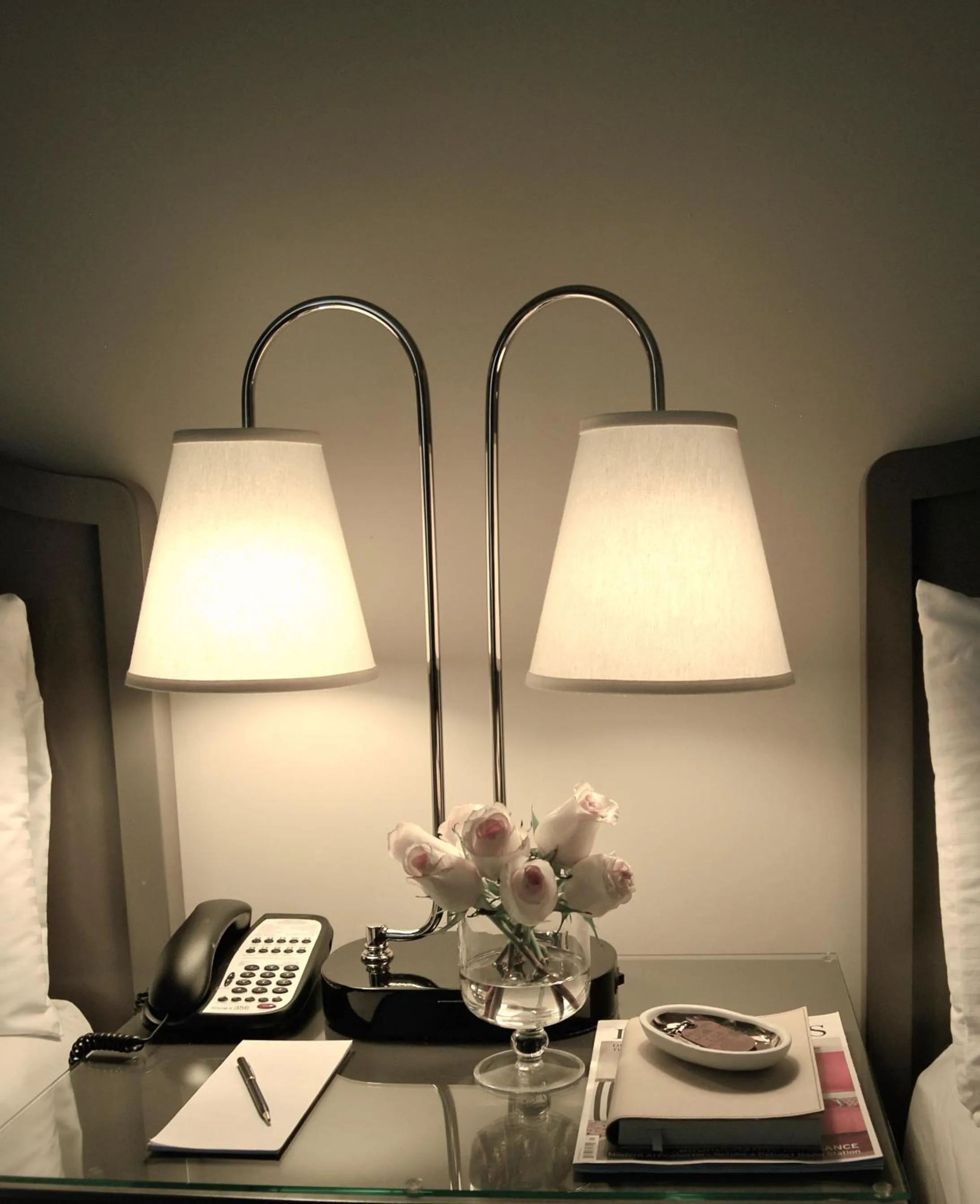 Decorative detail in Hollywood Hotel