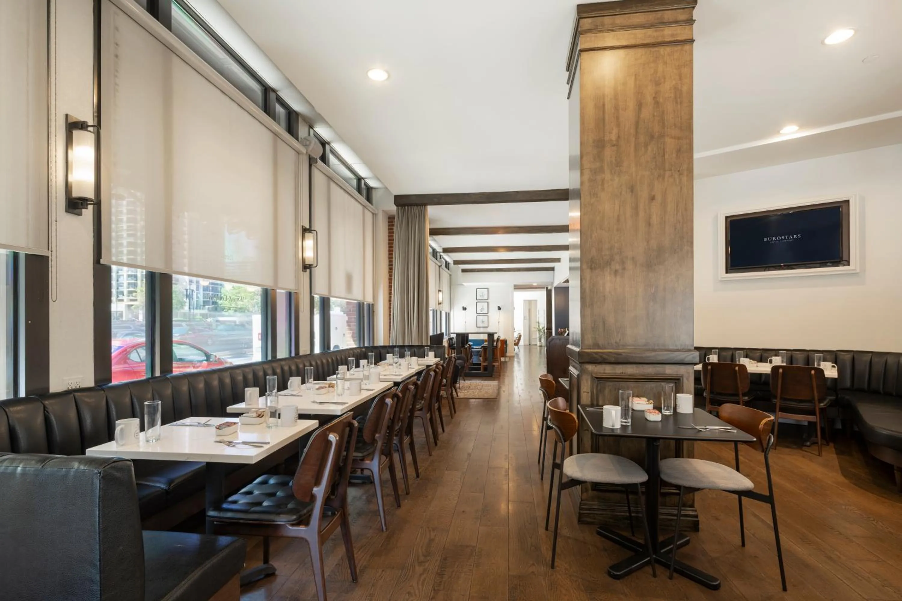 Restaurant/places to eat in Eurostars The Boxer