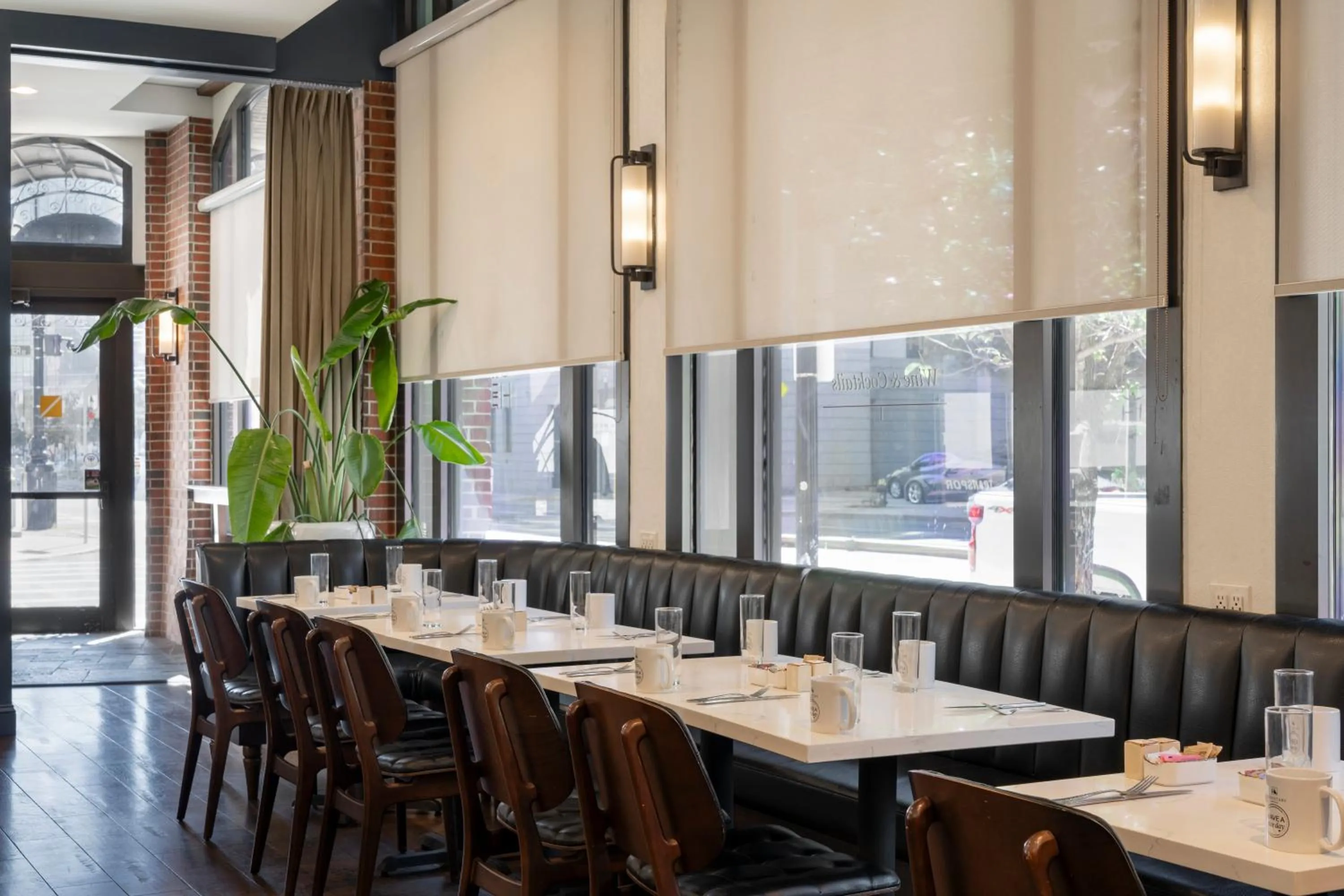 Restaurant/places to eat in Eurostars The Boxer