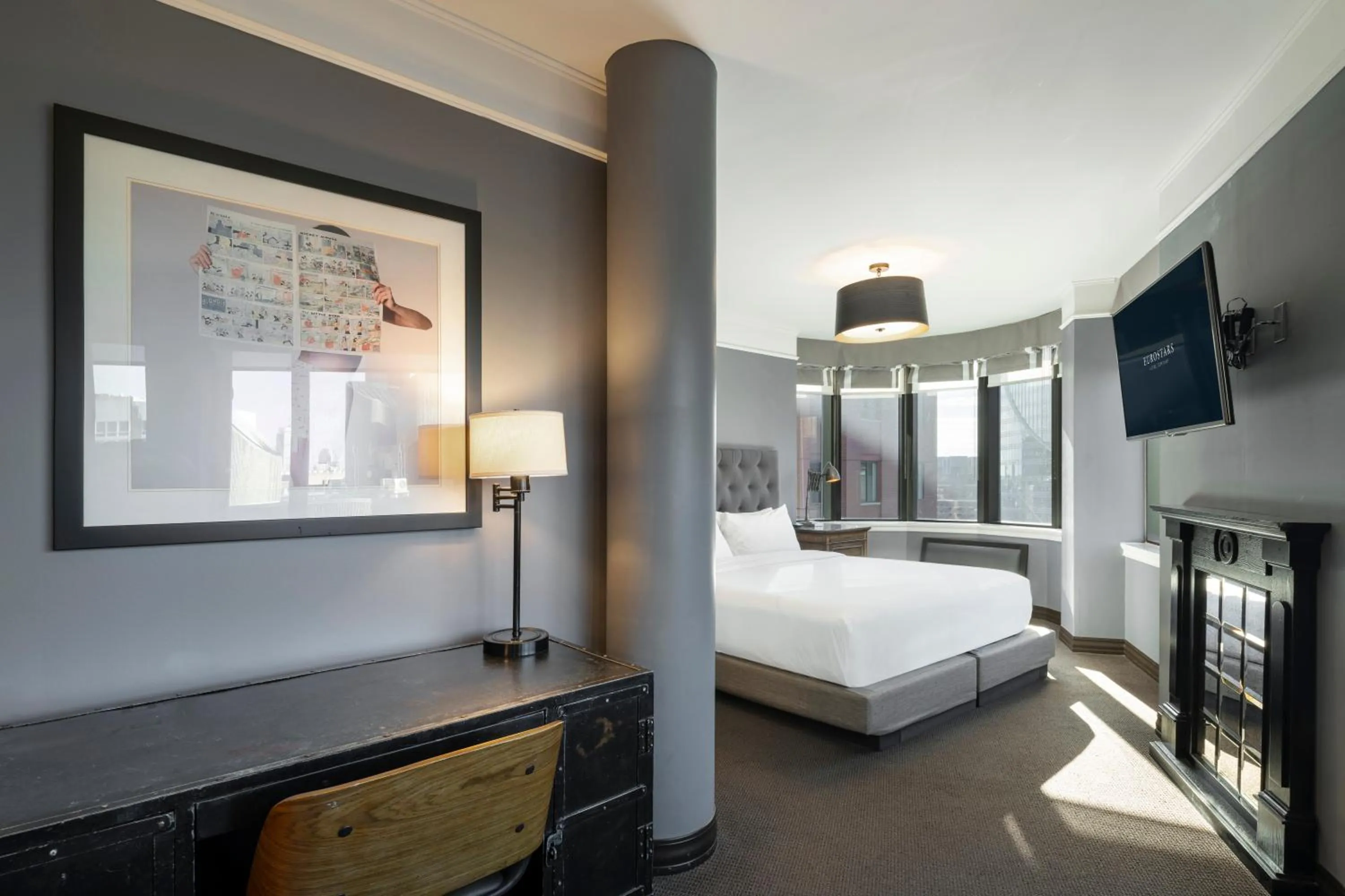 Bed in Eurostars The Boxer