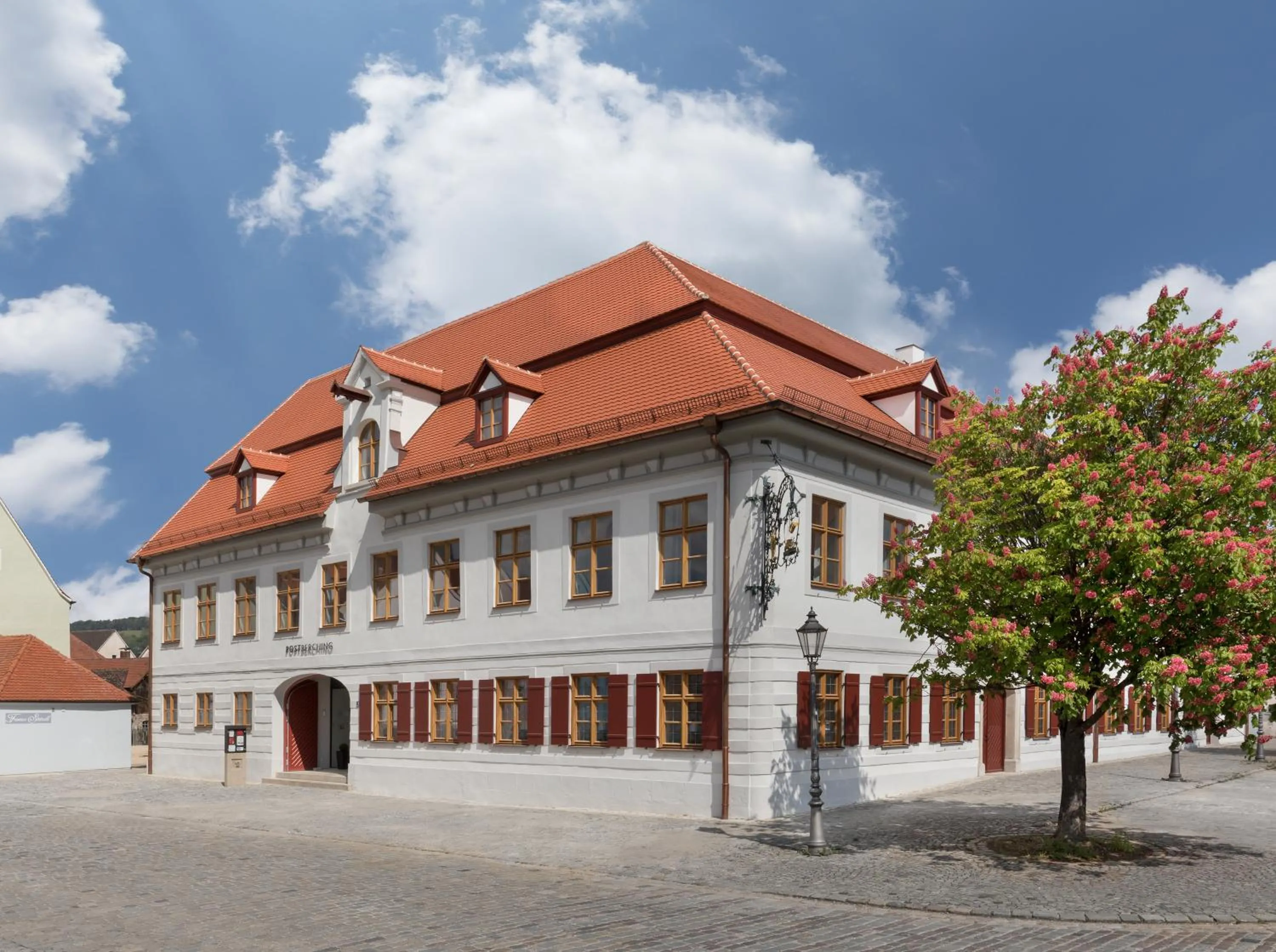 Property building in Post Berching