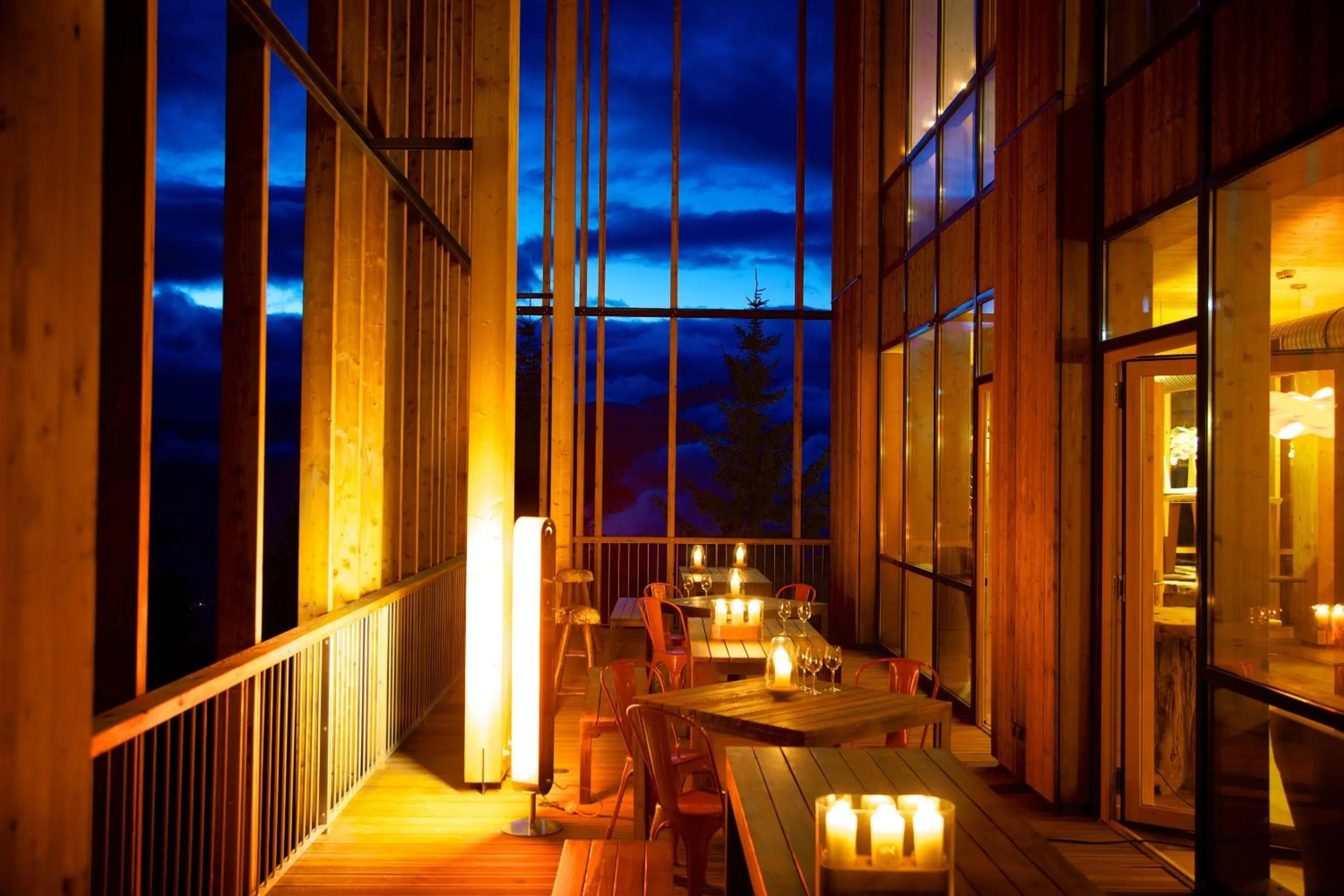 Night in L'Aiguille Grive Chalets Hotel