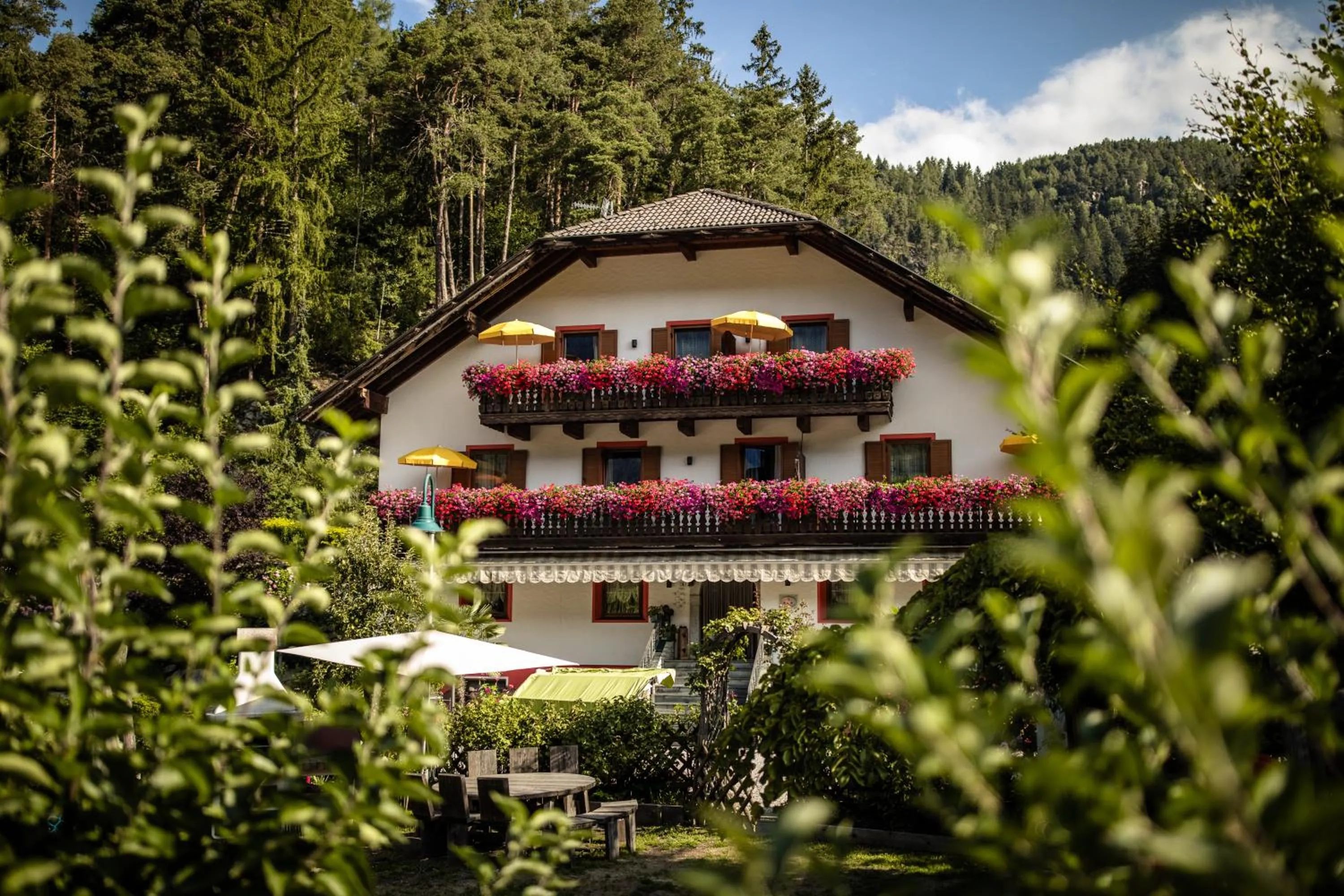 Property building in Residence Obermoarhof - Family Apartments with Pool & Playground