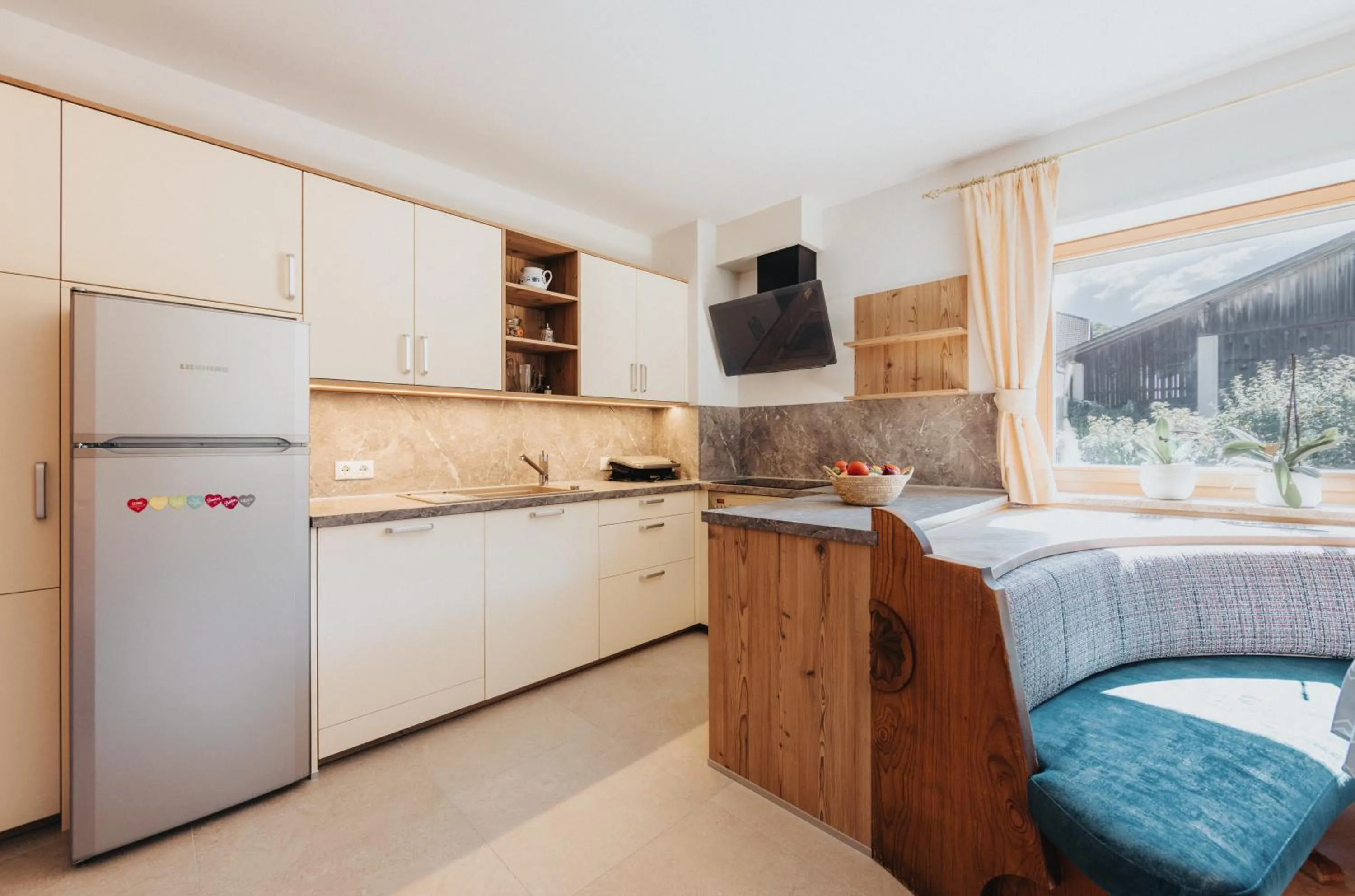 Kitchen or kitchenette, Bed in Residence Obermoarhof - Family Apartments with Pool & Playground