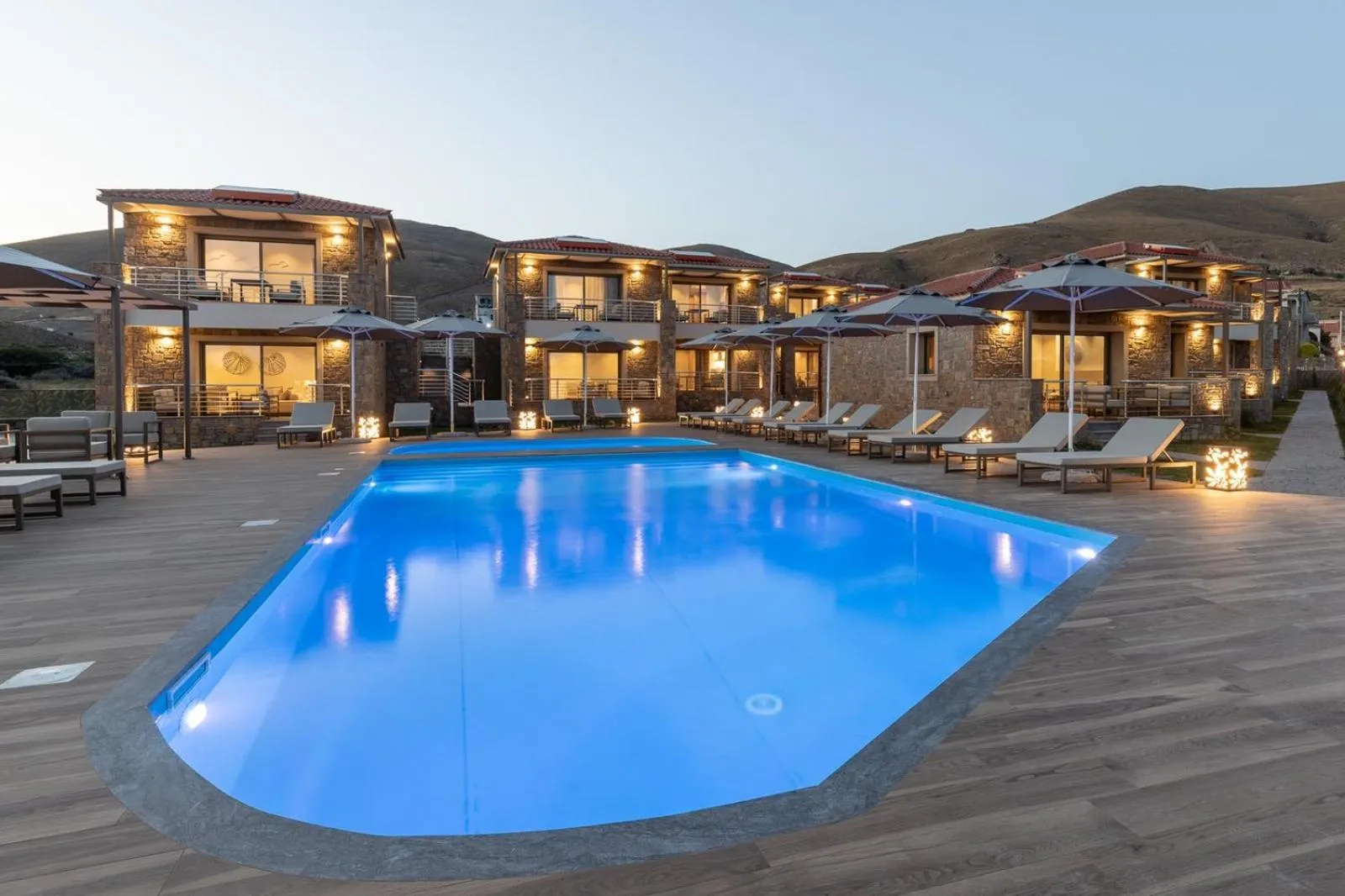 Pool view in Costa D' Ifesto