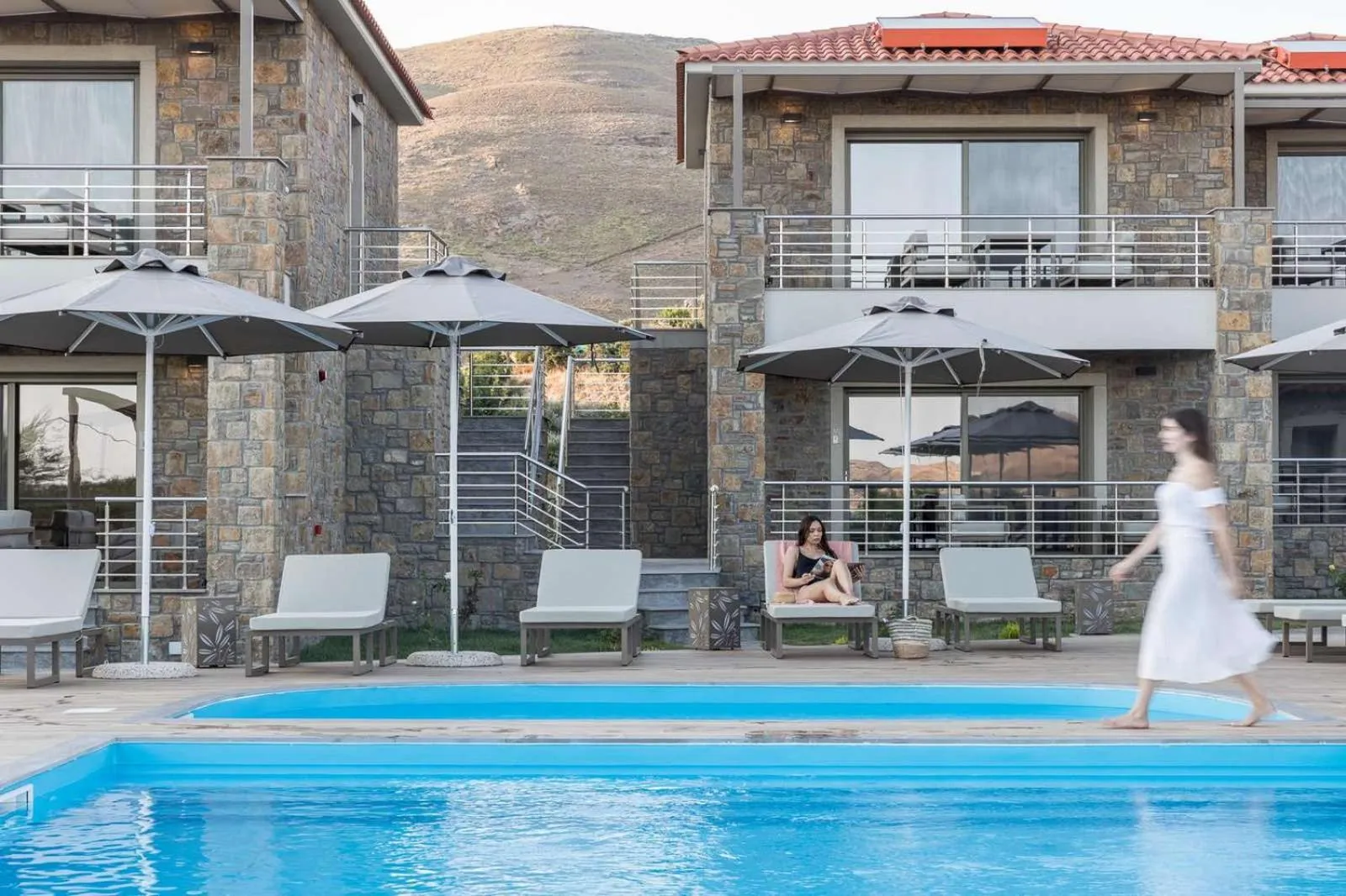 Swimming pool in Costa D' Ifesto